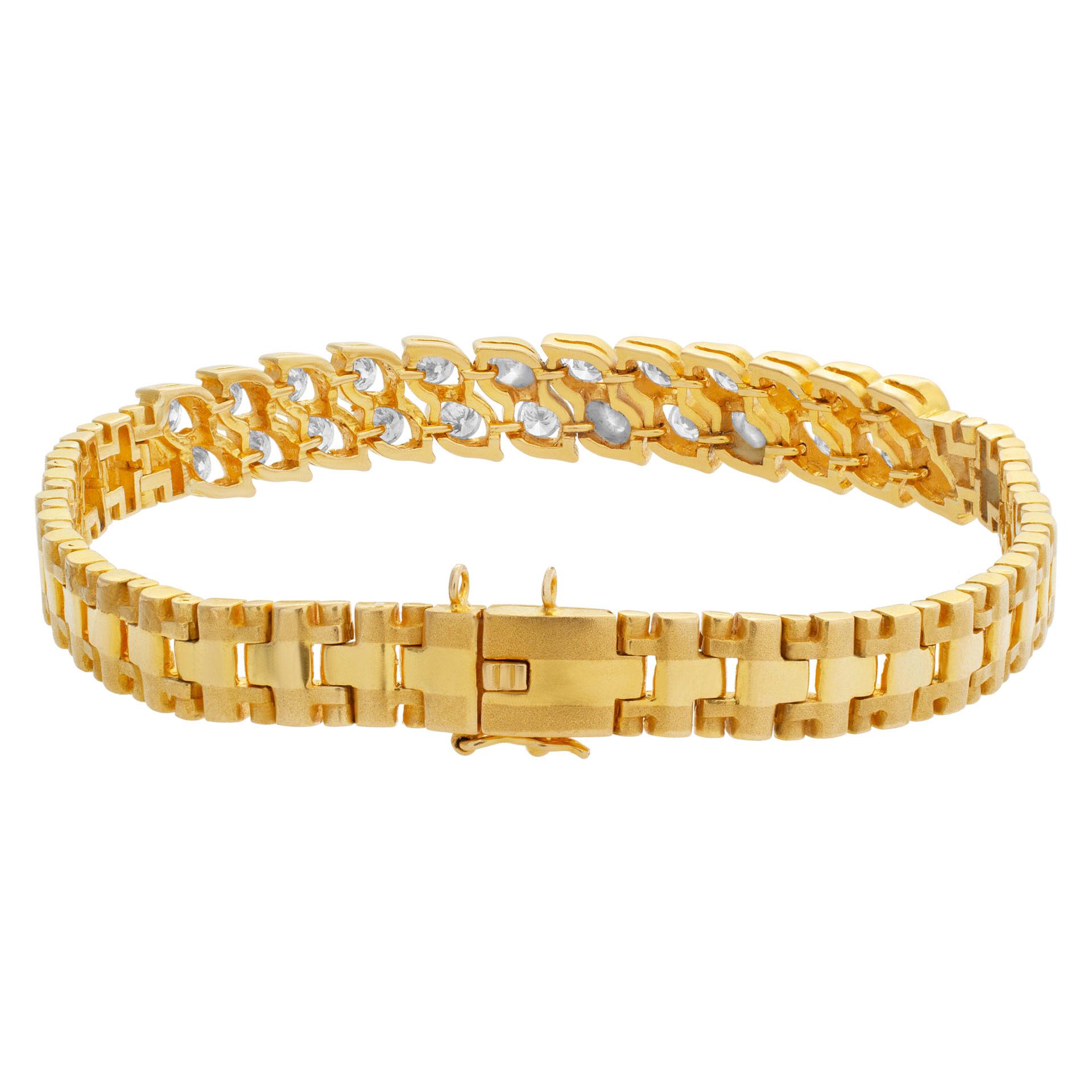 Diamantarmband aus 18 Karat mit über 1,25 Karat Diamanten in der Farbe G-H, Reinheit VS im Zustand „Hervorragend“ in Surfside, FL