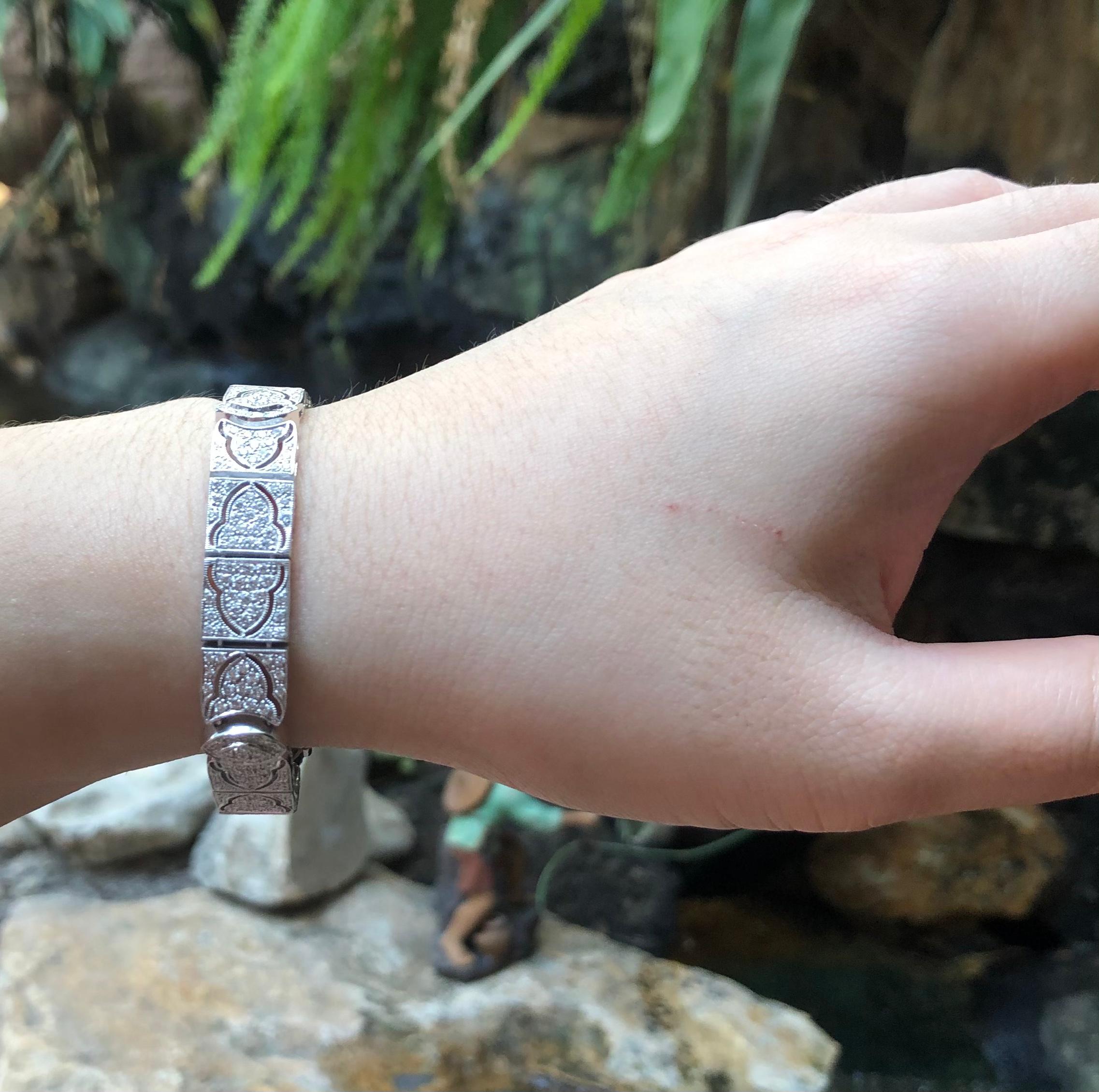 Taille mixte Bracelet en or blanc 18 carats serti de diamants en vente