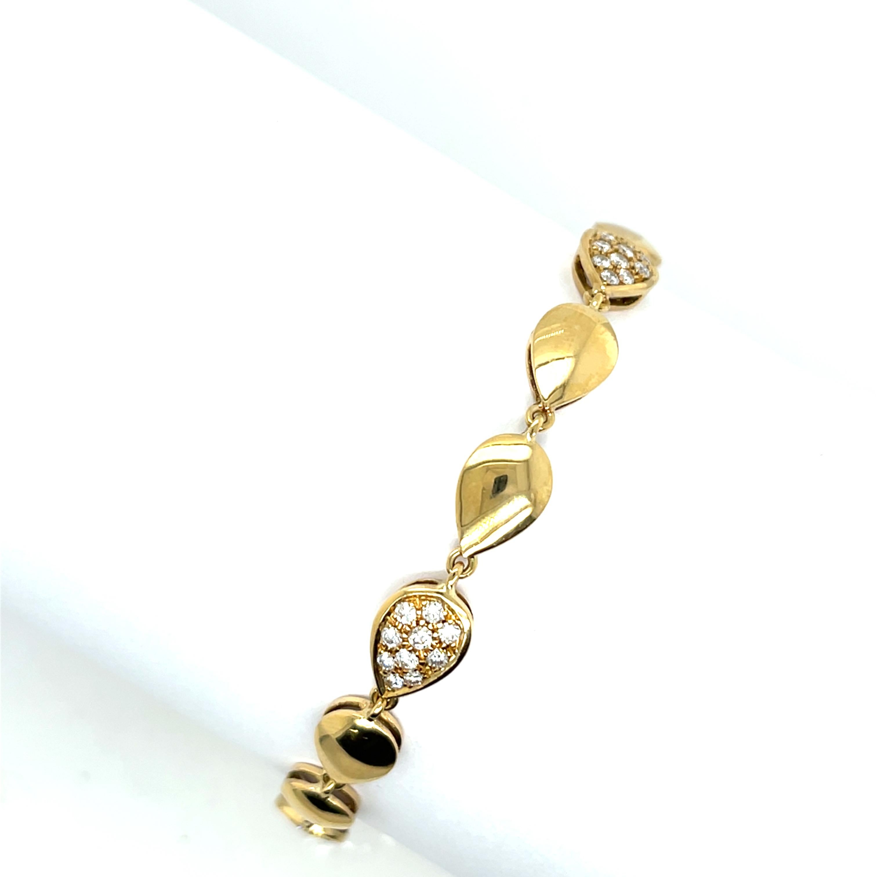 Round Cut Diamond Bracelet Set With 0.85ct Round Natural Diamonds in 18ct Yellow Gold