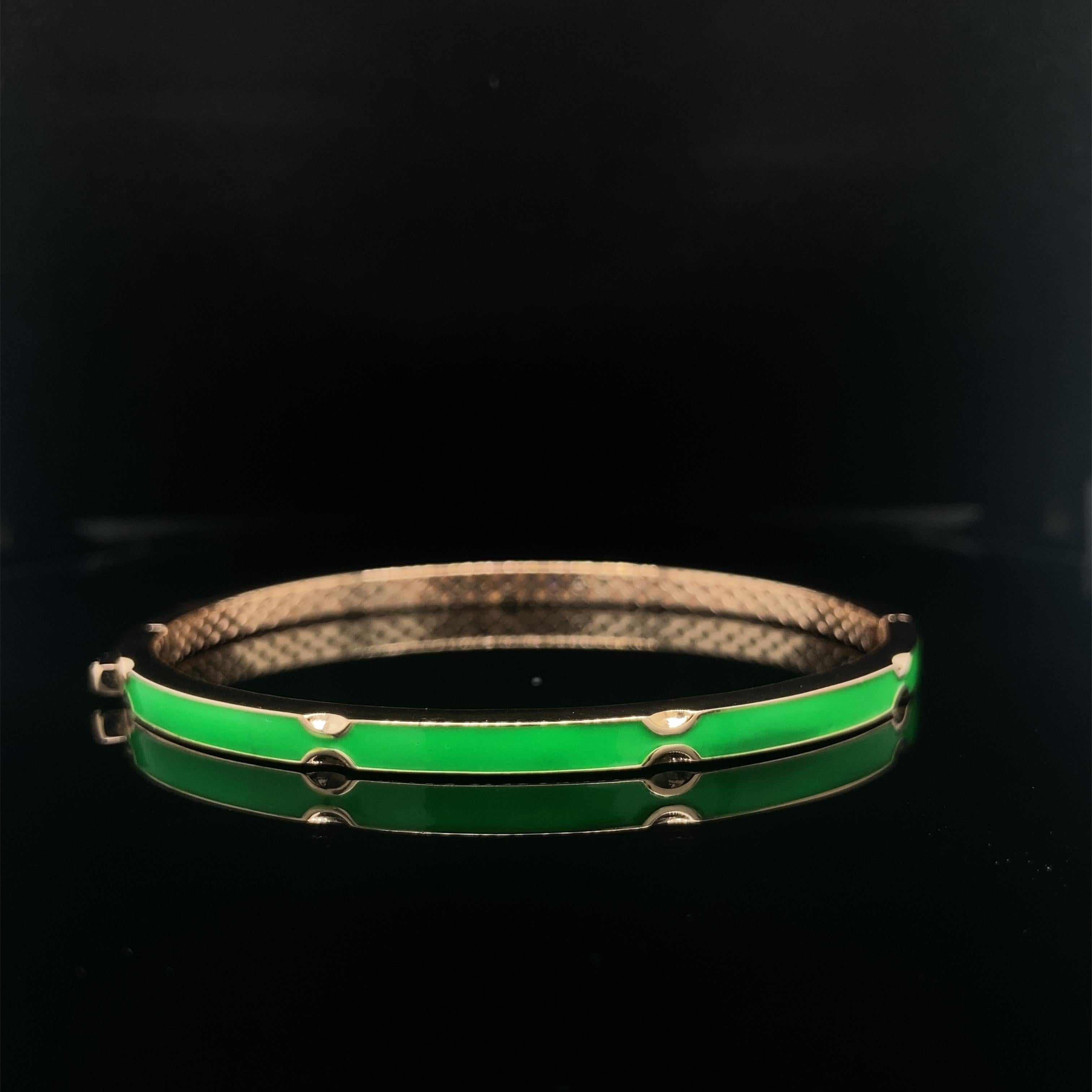 Diamantarmband aus 18 Karat massivem Gold mit grüner Emaille (Art déco) im Angebot