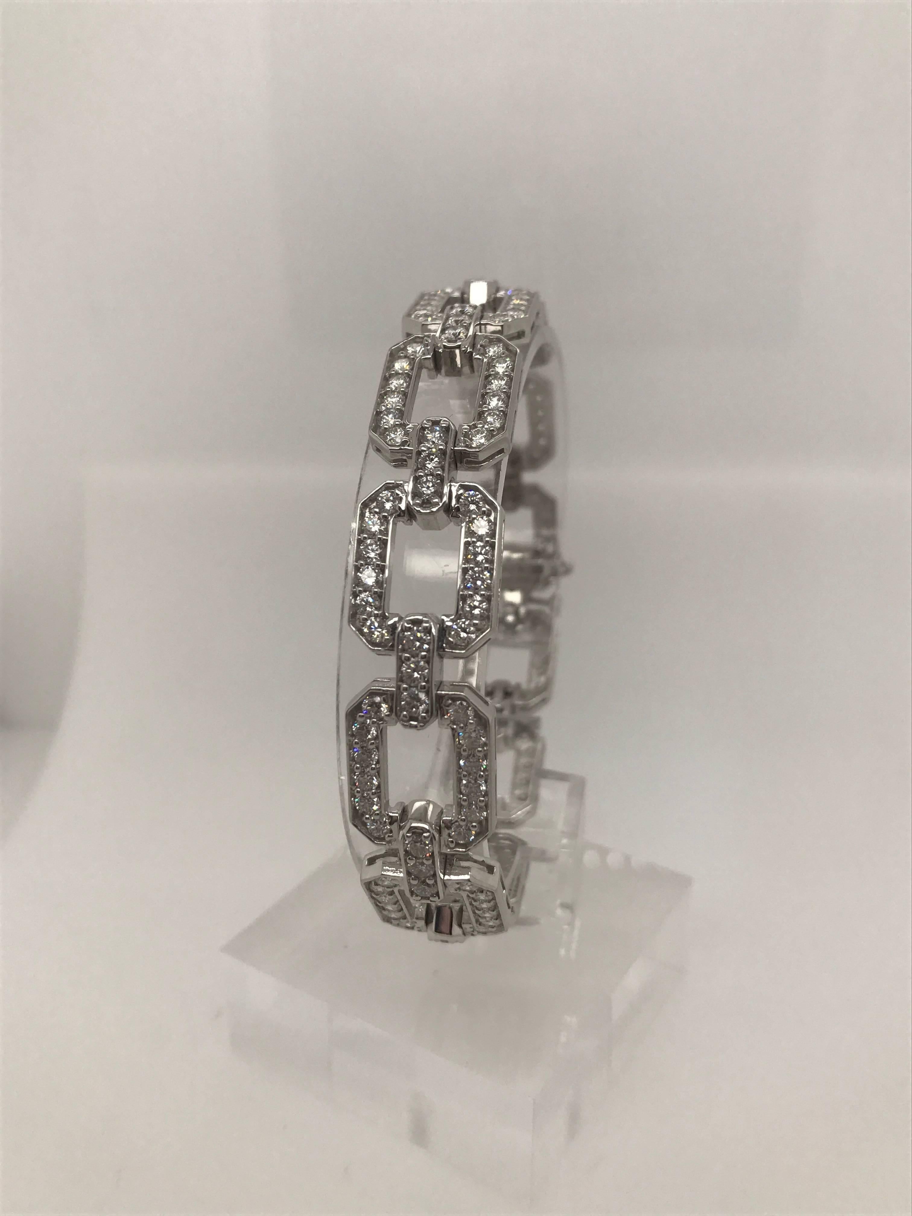 6.95-carat total diamond weight bracelet made of 14 Karat white gold and measuring 7 inches. 

NOTE: matching earrings available LU104514238151