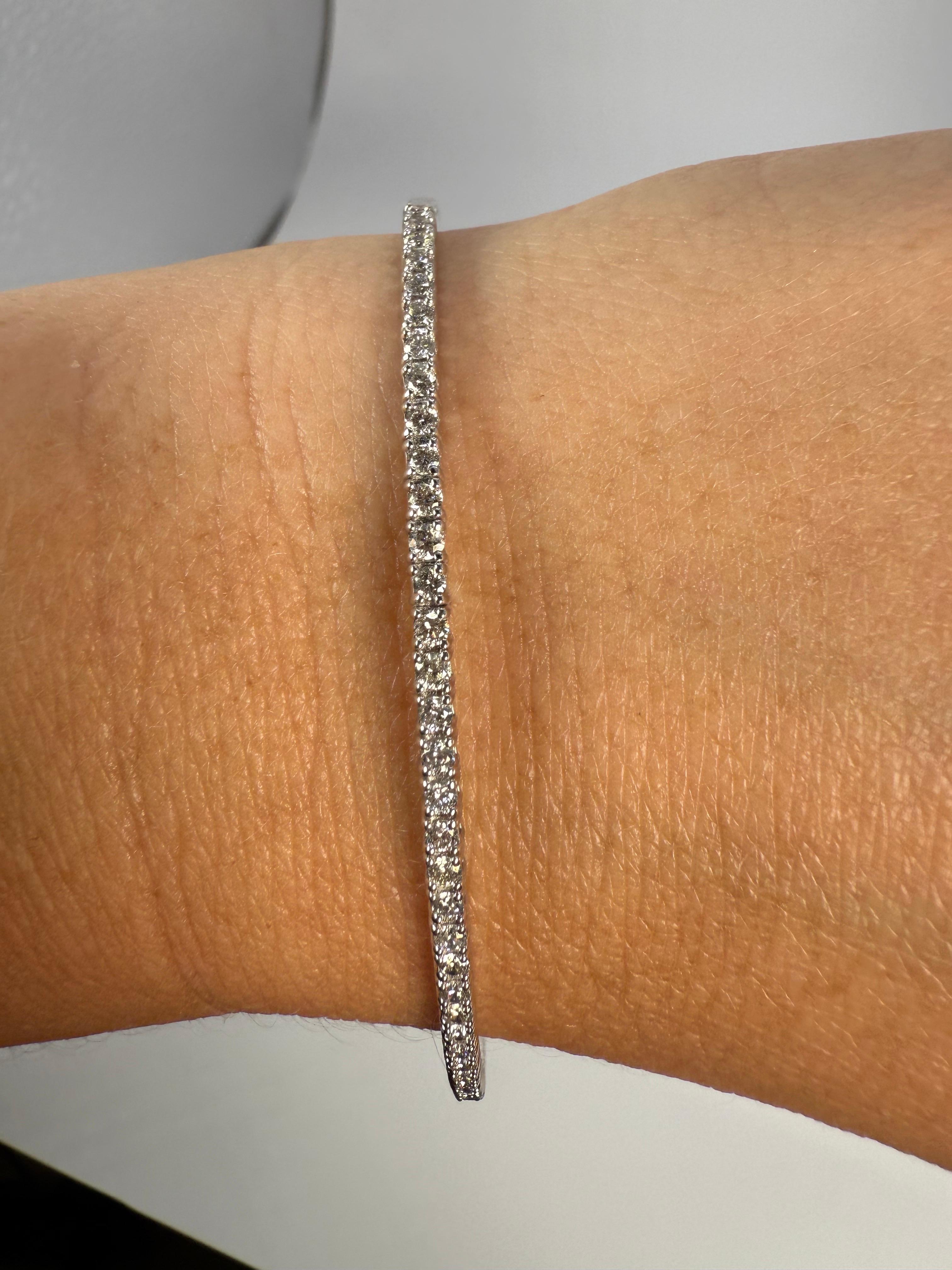 Pulsera brangle de diamantes 1,94ct 6 gramos diamantes VS en venta 1