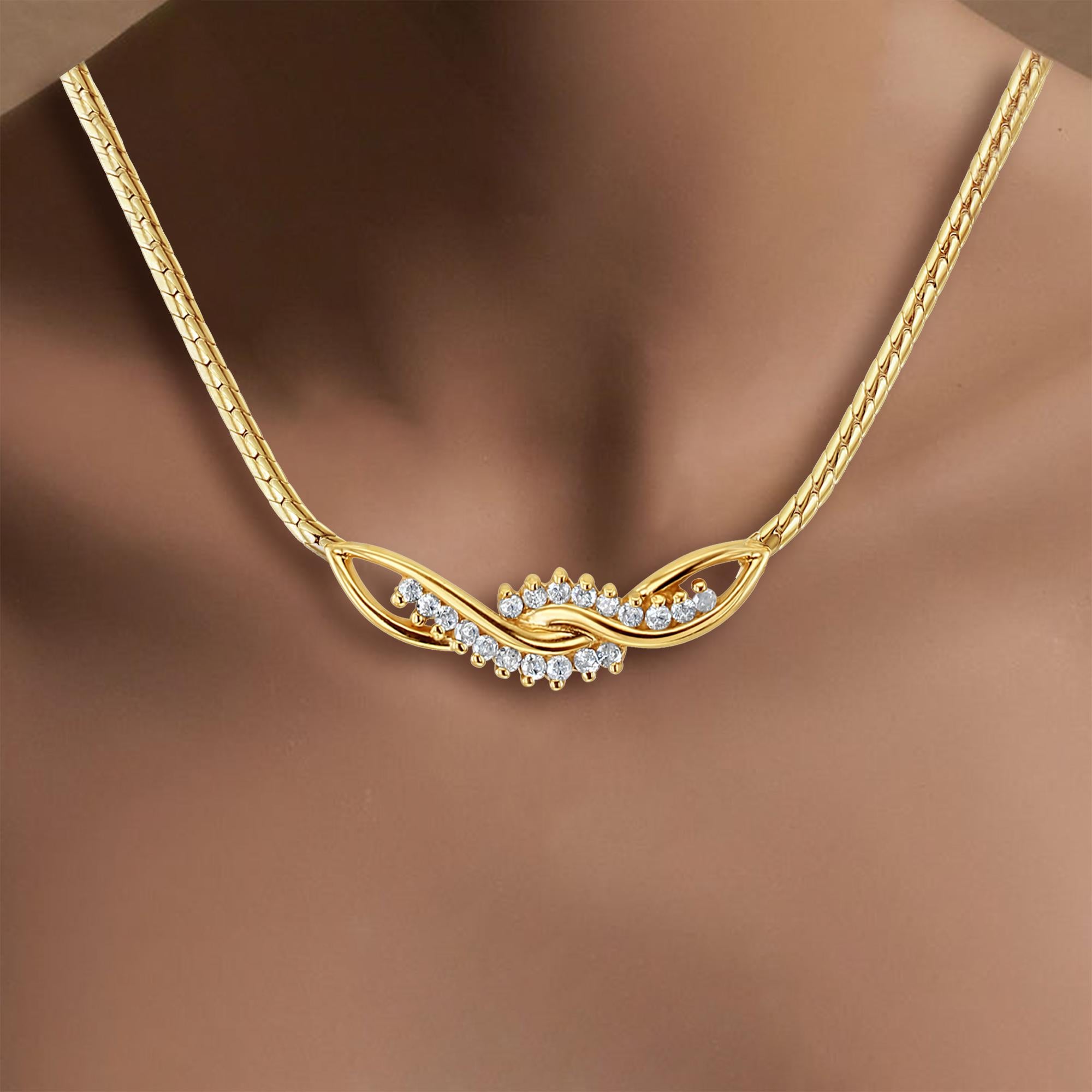 ♥ Sommaire du produit ♥

Pierre principale : Diamant
Approx. Poids en carats : .40cttw
Taille de la pierre : Rond 
MATERIAL : Or jaune 14k
Dimensions : 29mm x 8mm
Chaîne : Serpent biseauté
Largeur de la chaîne : 2MM
Poids : 8 grammes
Longueur : 16