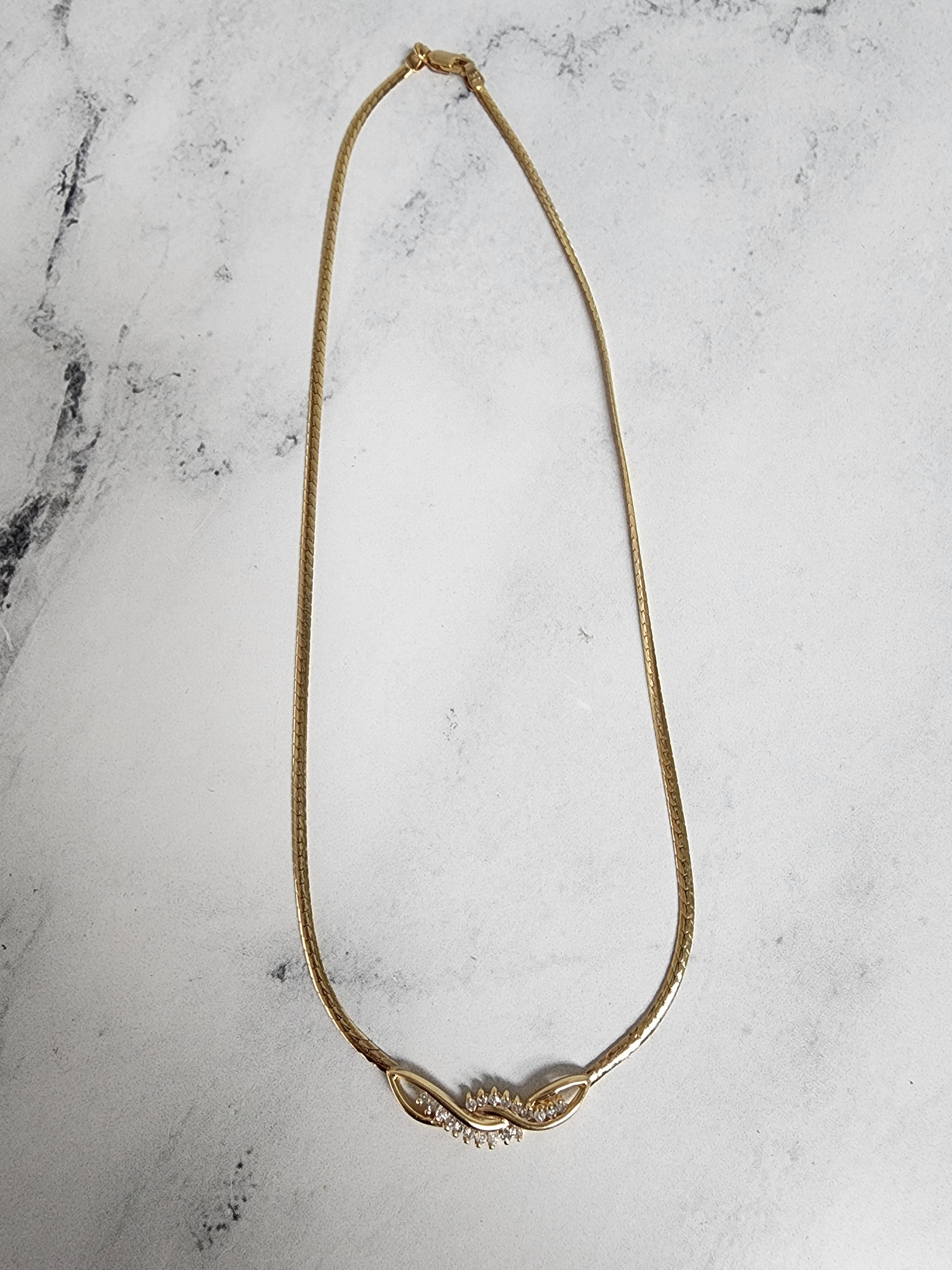 Collier de mariage en or jaune 14 carats avec chaîne serpent biseautée et diamants Pour hommes en vente