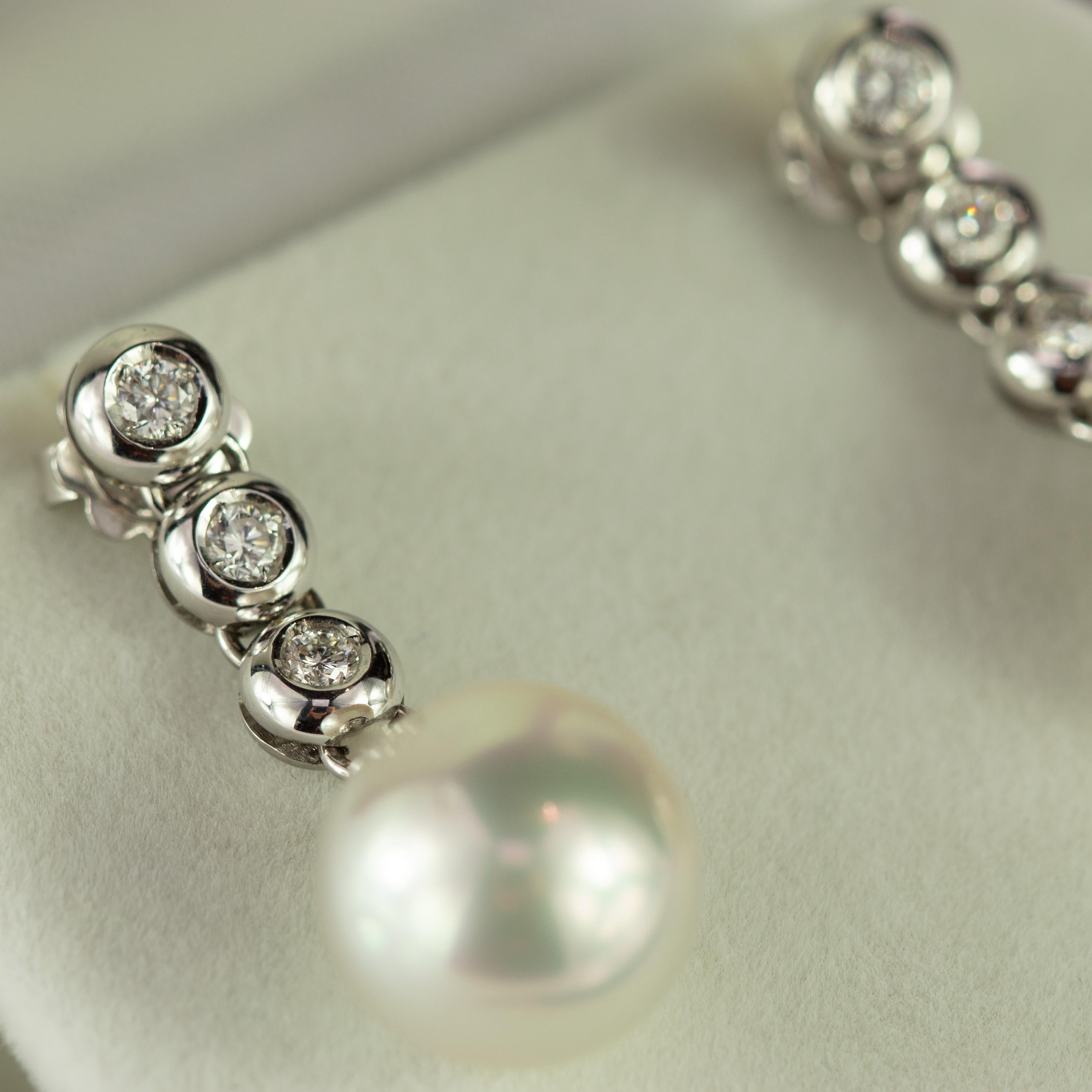Women's Diamond Brilliant Stripe Japanese Pearl 18 Karat White Gold Stud Drop Earrings