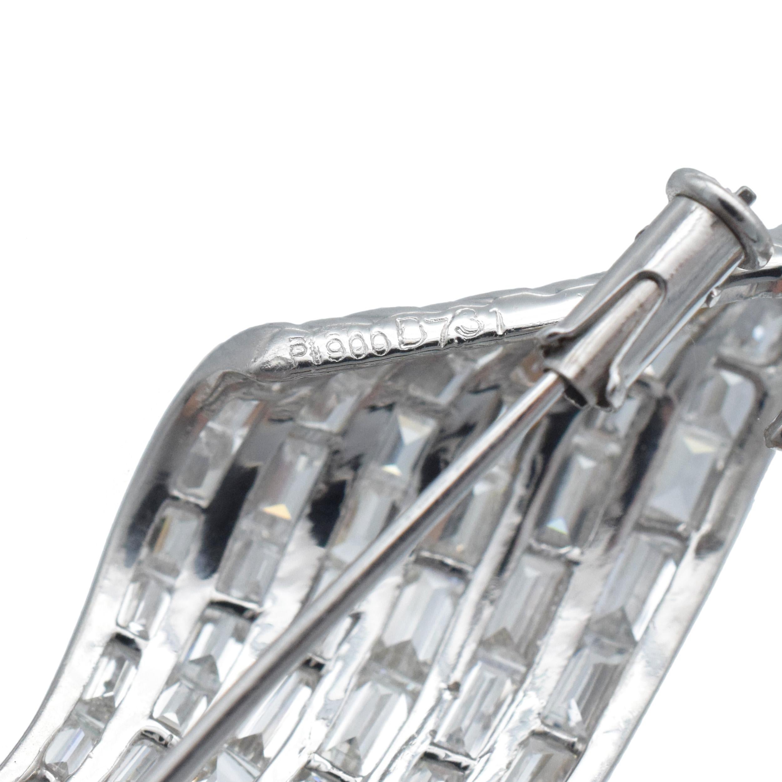 Spilla di diamanti in platino in vendita 6