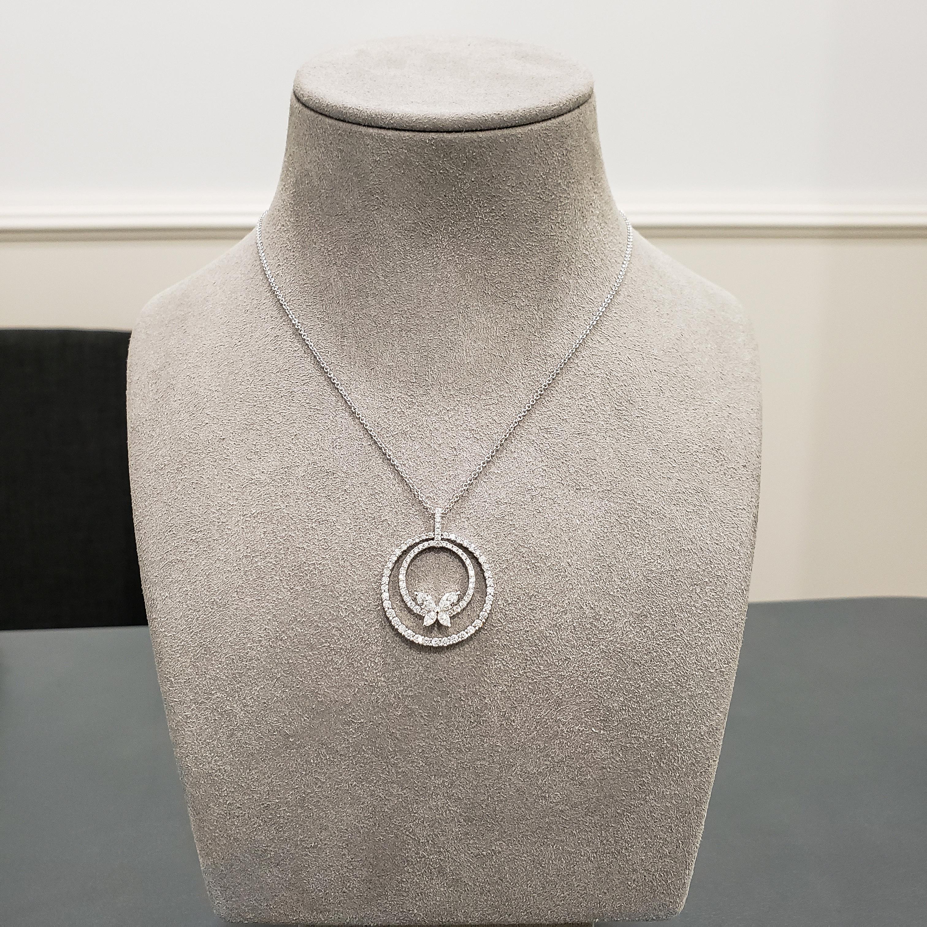 necklace with circular pendant