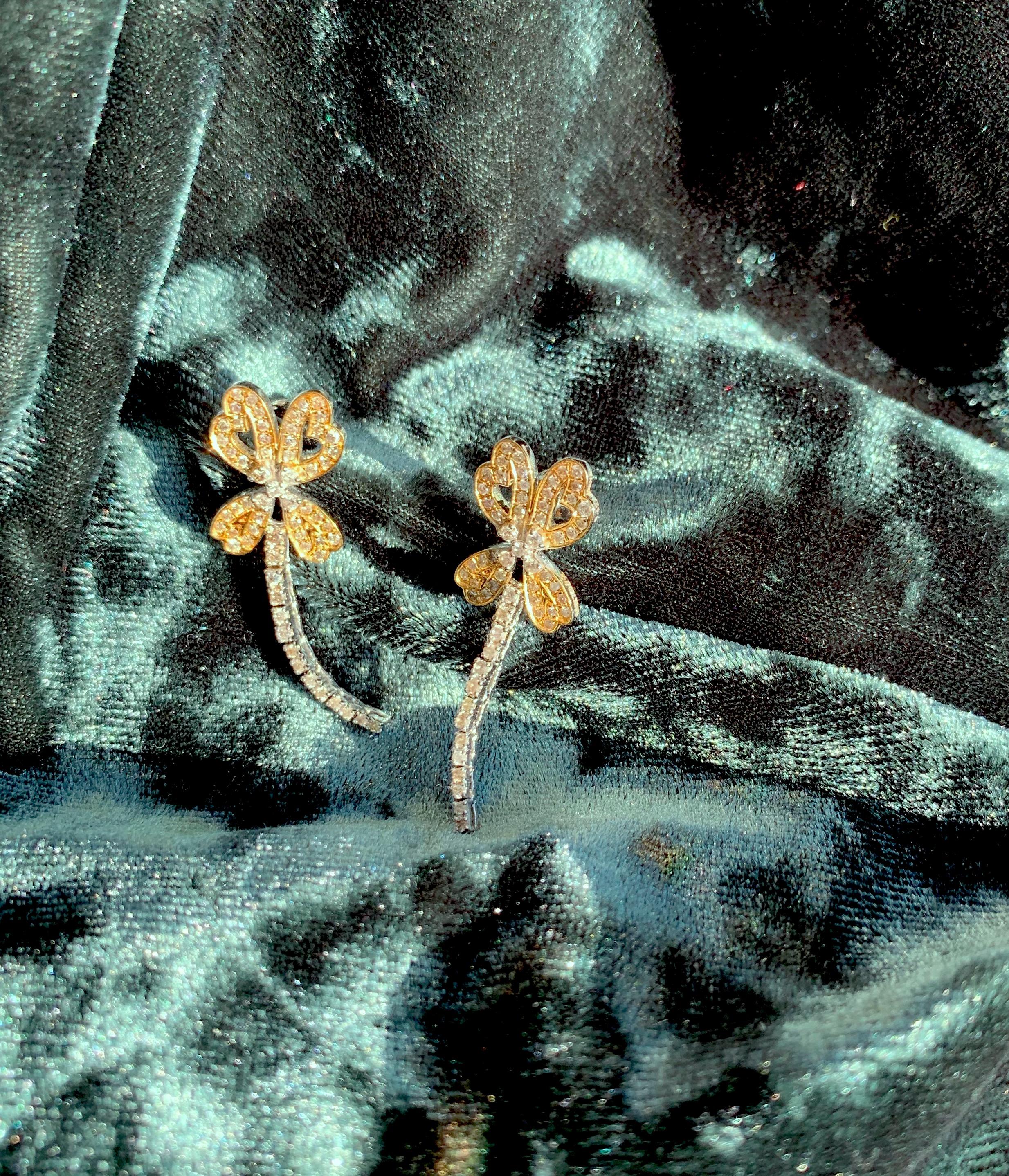 Round Cut Diamond Butterfly Dangler Earrings in 18 Karat Yellow Gold For Sale