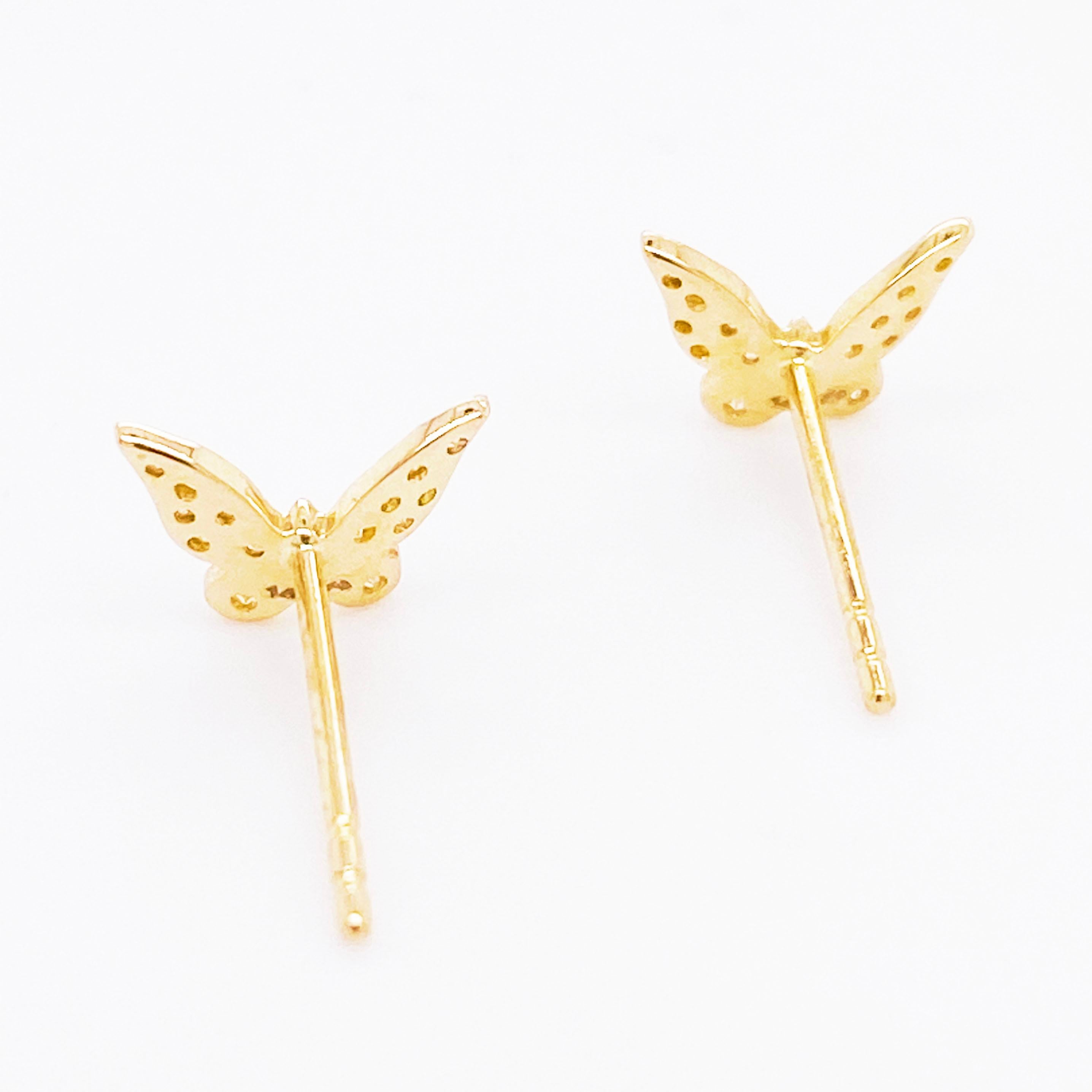 Diamond Butterfly Earrings, 14 Karat Yellow Gold Diamond Stud Earrings, Nature In New Condition For Sale In Austin, TX