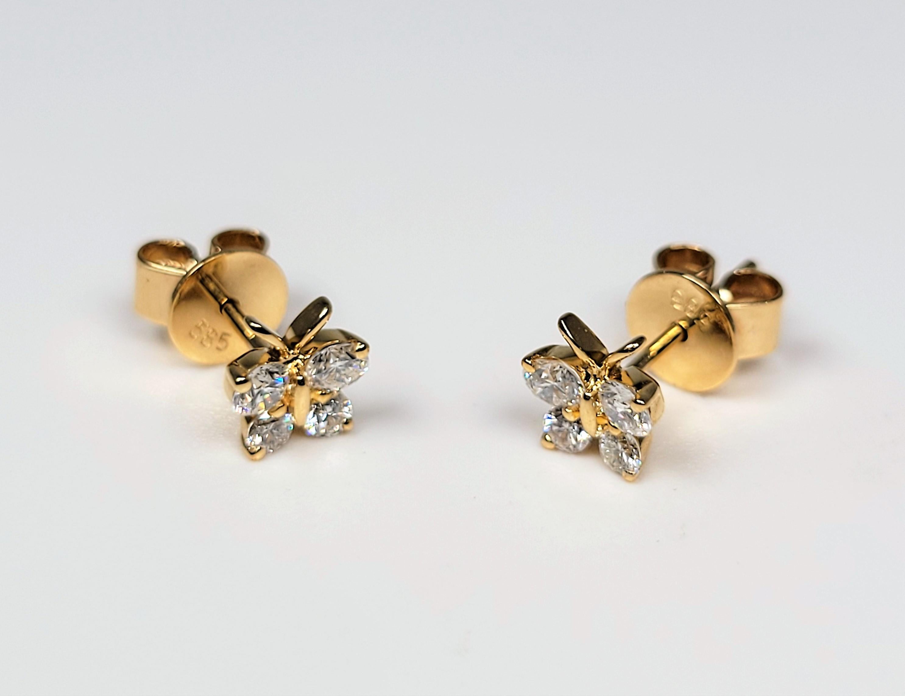 Diamond Butterfly Earrings in 14 Karat Yellow Gold In New Condition For Sale In Dallas, TX