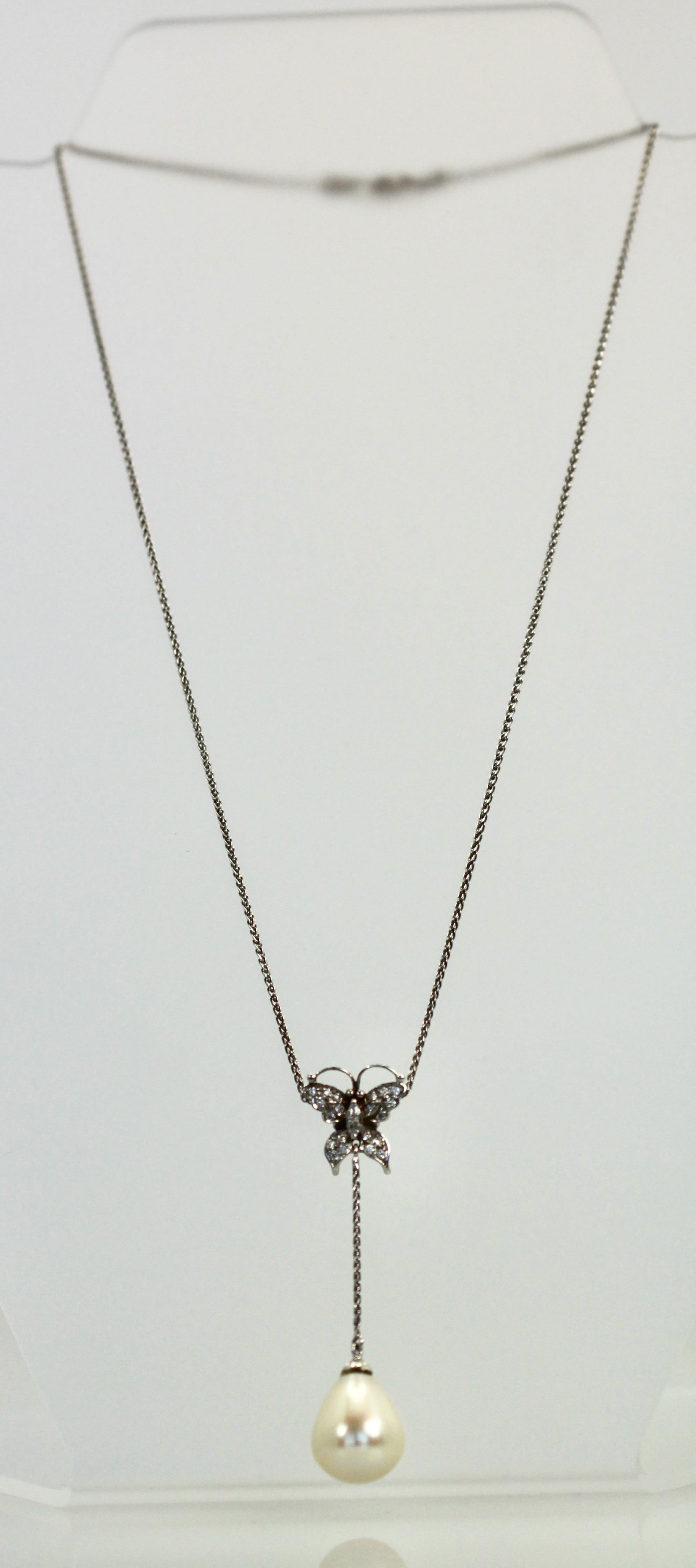 Women's Diamond Butterfly Necklace Drop Pearl 18 Karat For Sale
