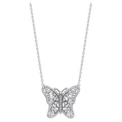 Ciondolo a forma di farfalla con diamante