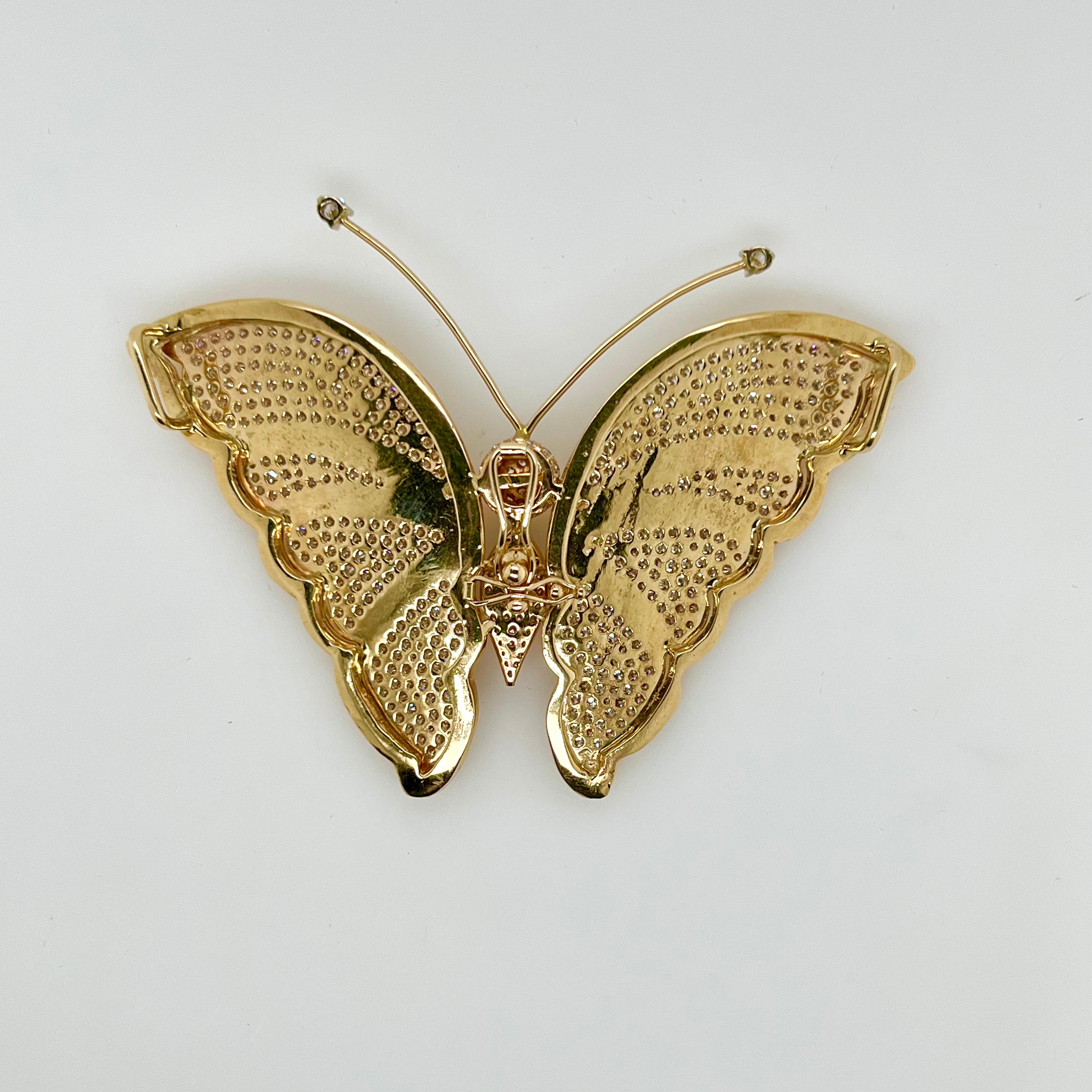 Contemporary Diamond Butterfly Pendant in 14k Yellow Gold For Sale