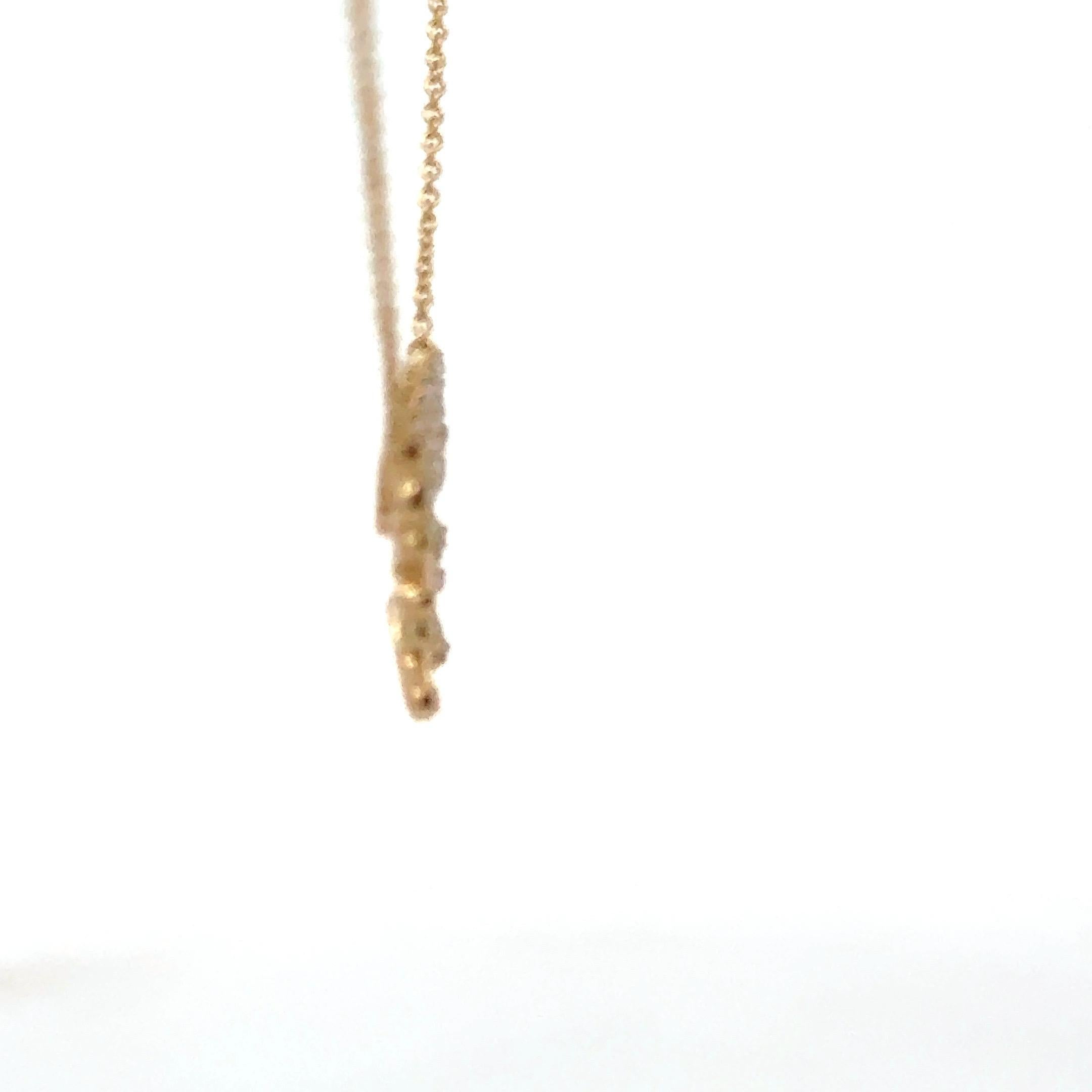 Round Cut Diamond Butterfly Pendant Necklace 0.35 Carats 14 Karat Yellow Gold 2.13 Grams For Sale