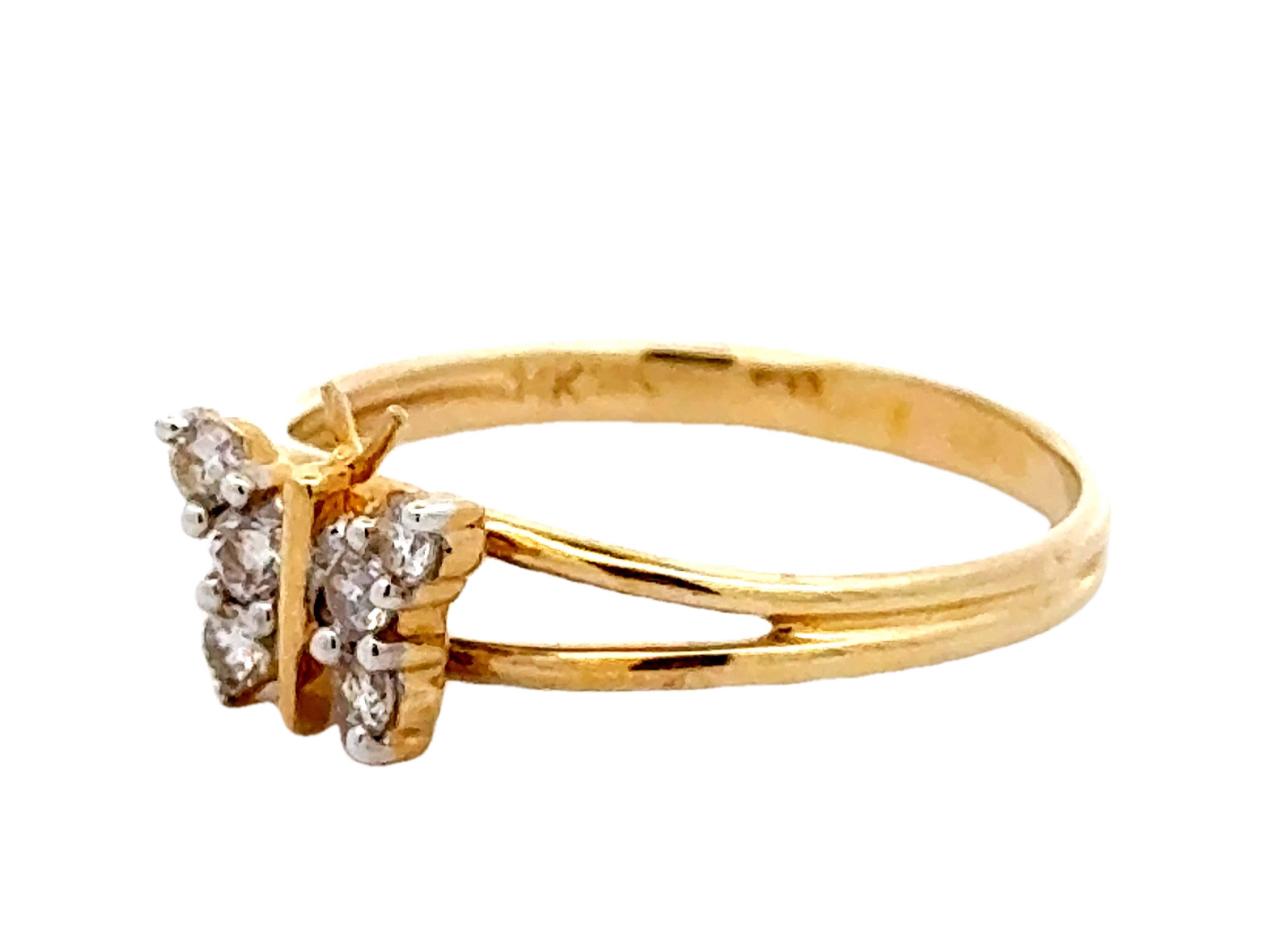 Taglio brillante Anello con farfalla di diamanti in oro giallo 14K in vendita