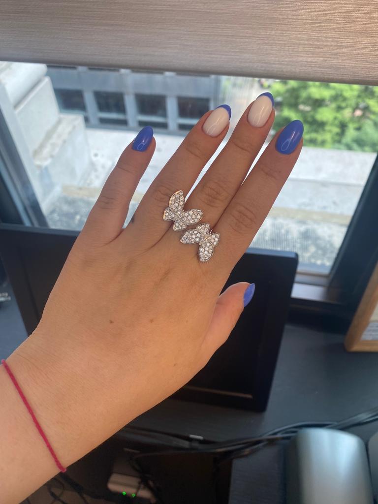 Modern Diamond Butterfly Ring in 18k White Gold For Sale