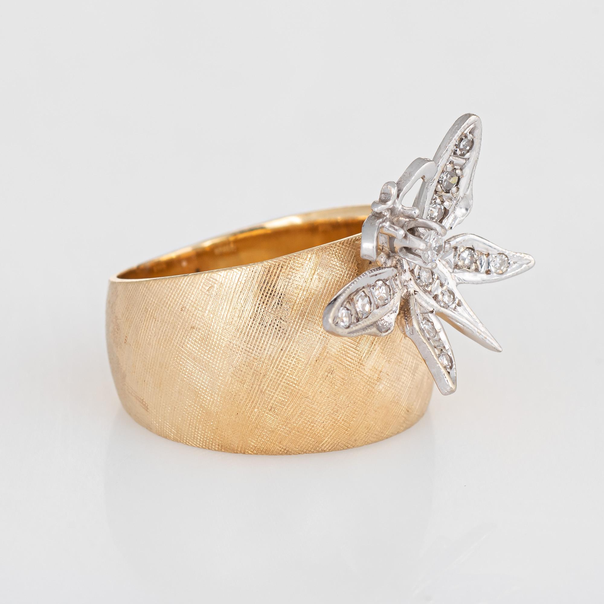 Diamant Schmetterling Ring Vintage 14 Karat Gelbgold Wide Band Florentine Finish (Moderne)