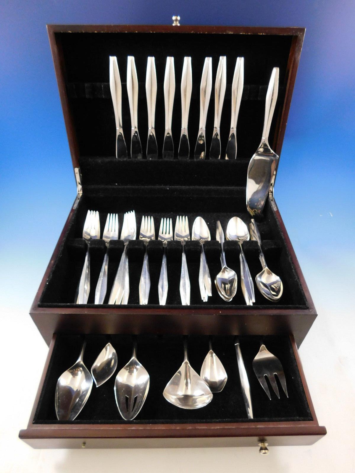 Diamond by Reed & Barton sterling silver flatware set of 48 pieces. This set includes:

8 knives, 9