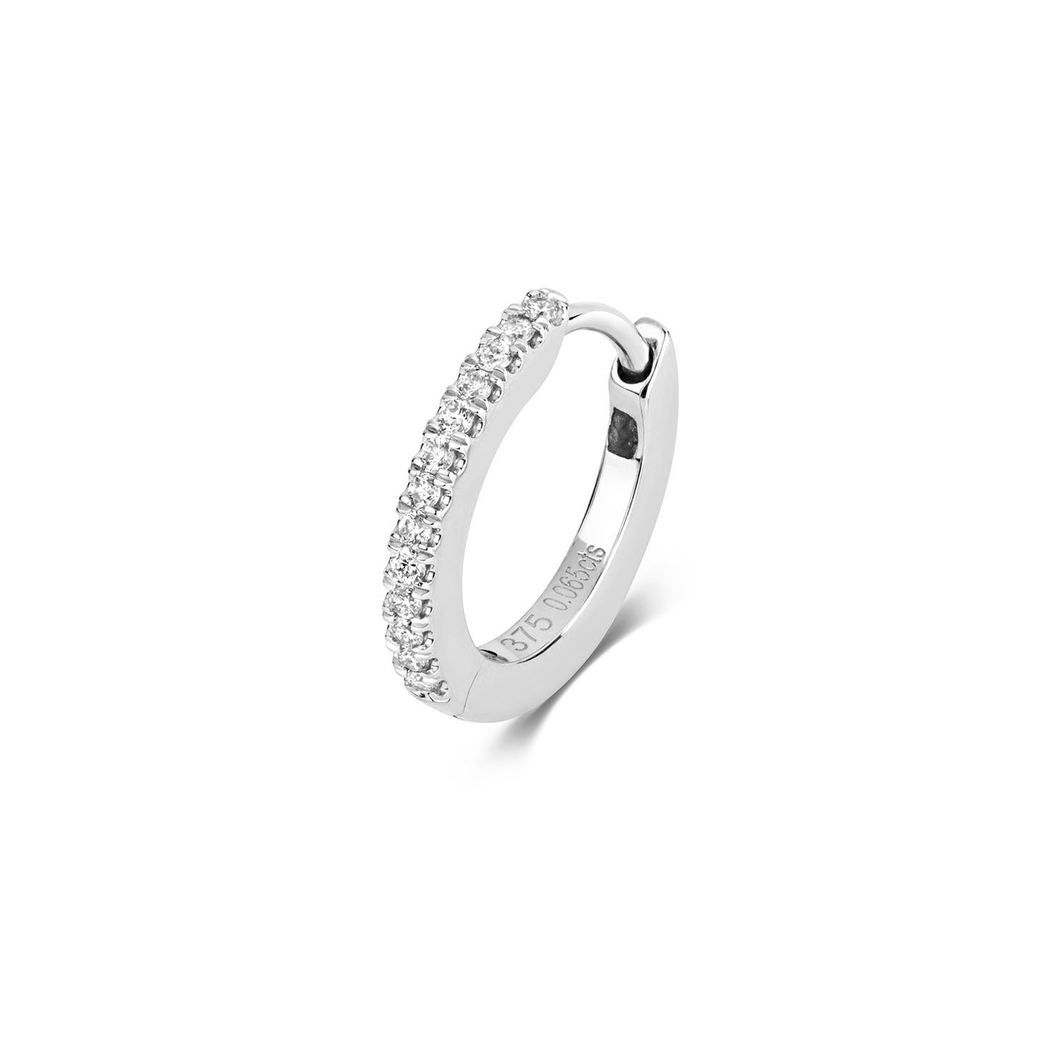 DIAMOND CARTILAGE HOOP

9CT W/G GH SI3-I1 0.06CT

Weight: 0.9g

Number Of Stones:13

Total Carates:0.060