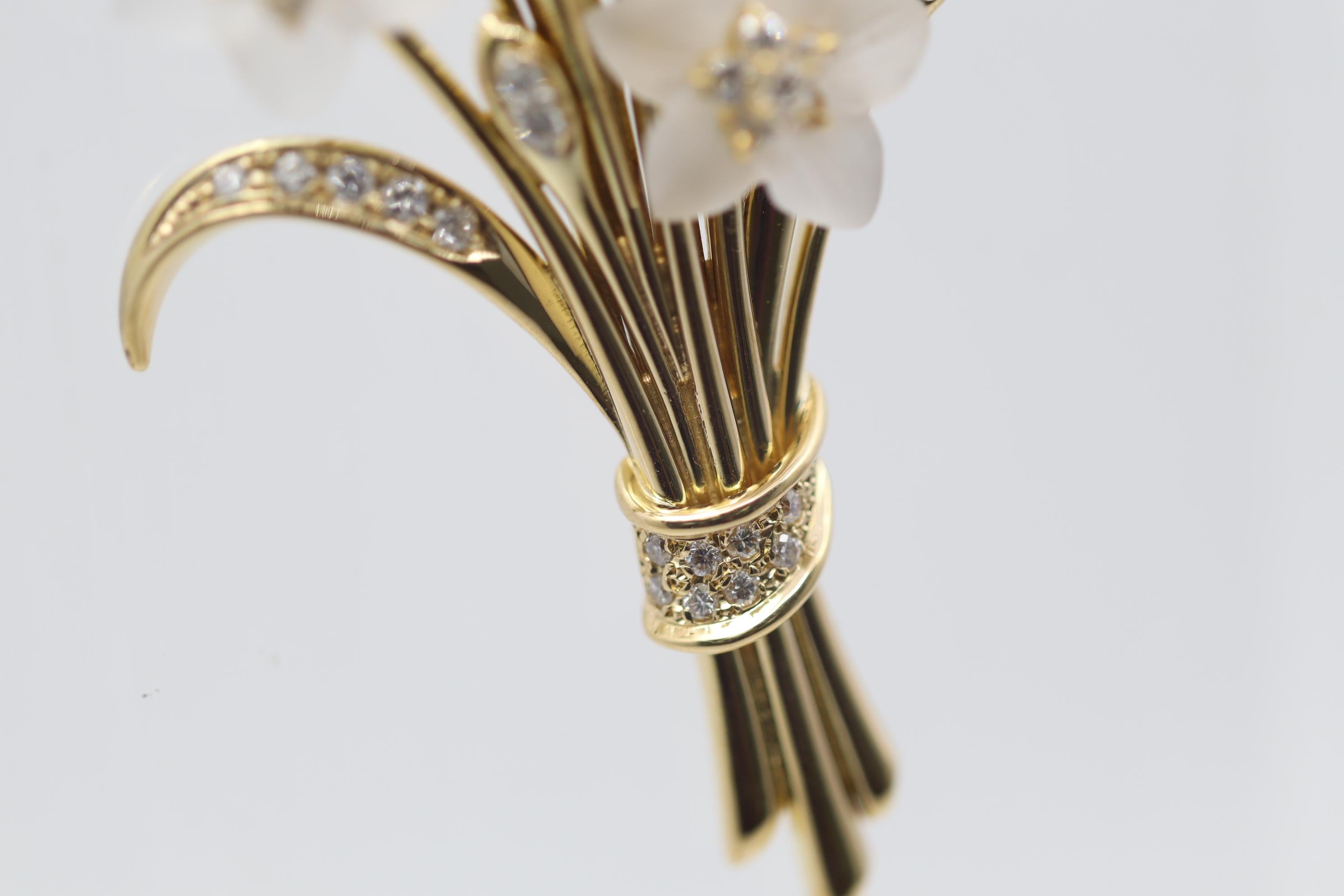 Women's Diamond Carved-Quartz Gold Flower Bouquet Brooch For Sale