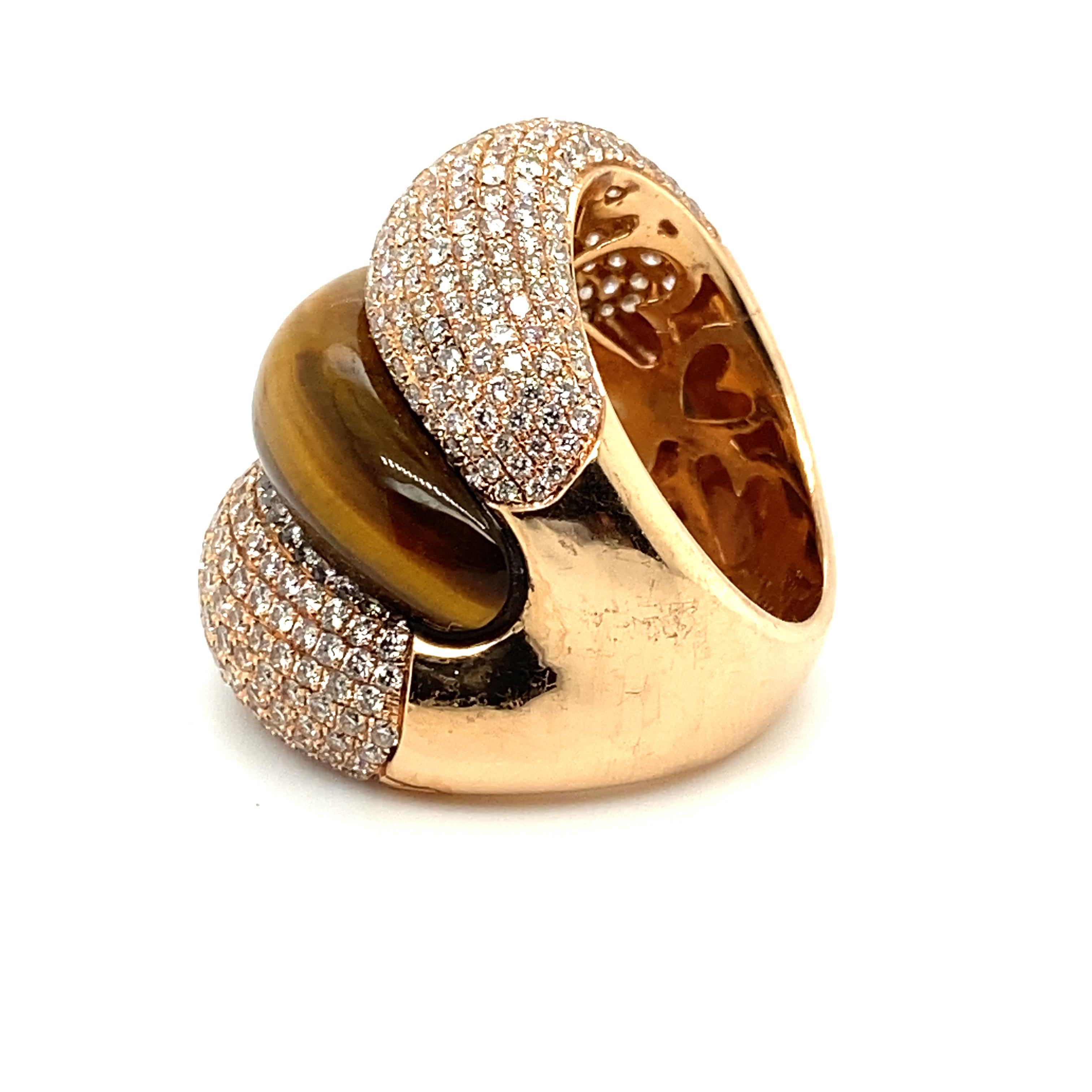 Diamond and Carved Tiger's Eye Quartz Polished 18 Karat Gold Cocktail Ring For Sale 1