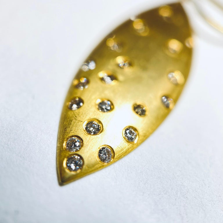 Diamond Cascade Earrings in 18 Karat Gold, A2 by Arunashi For Sale at 