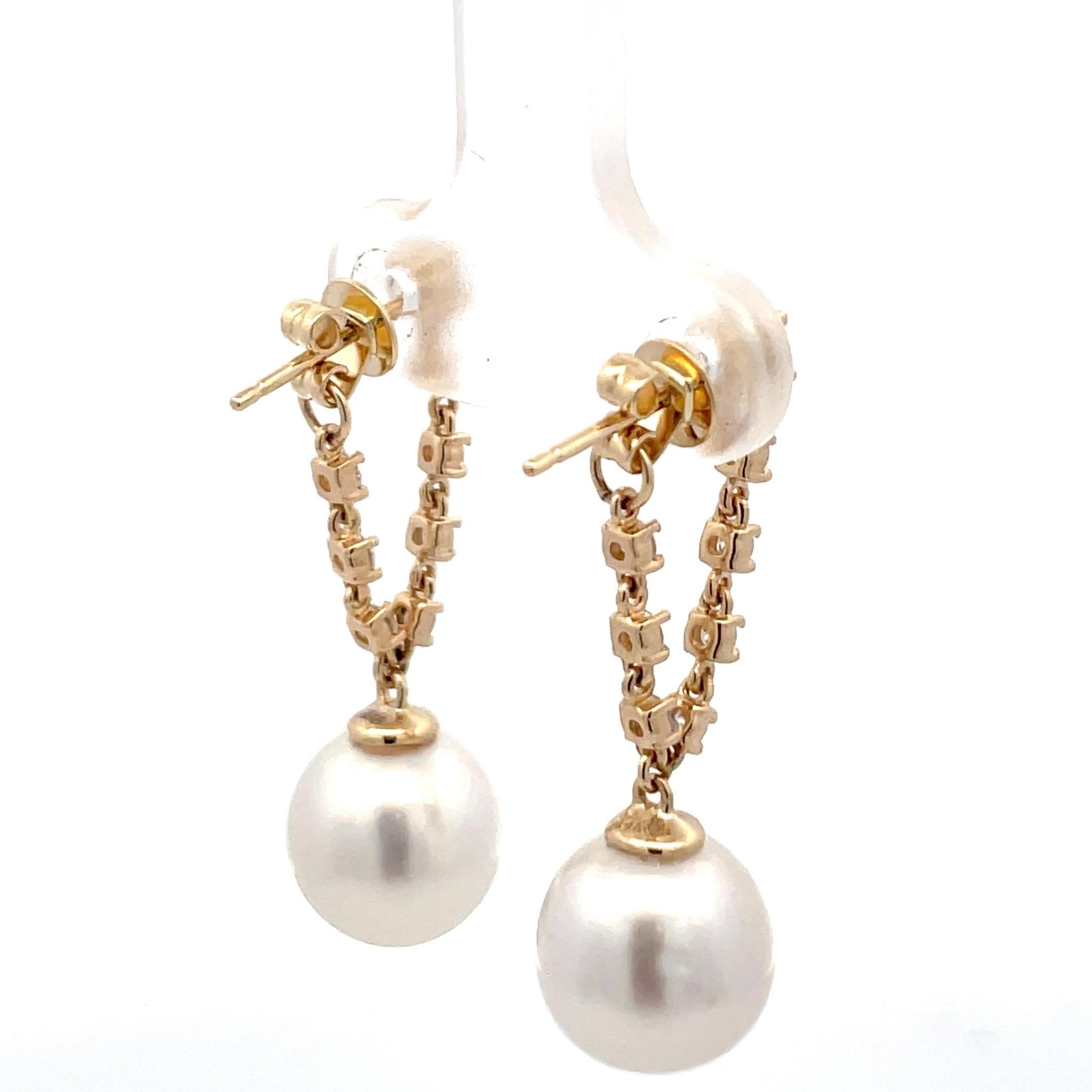 Women's Diamond Chain Drop South Sea Pearl Earrings 0.65 Carats 14 Karat Yellow Gold  For Sale