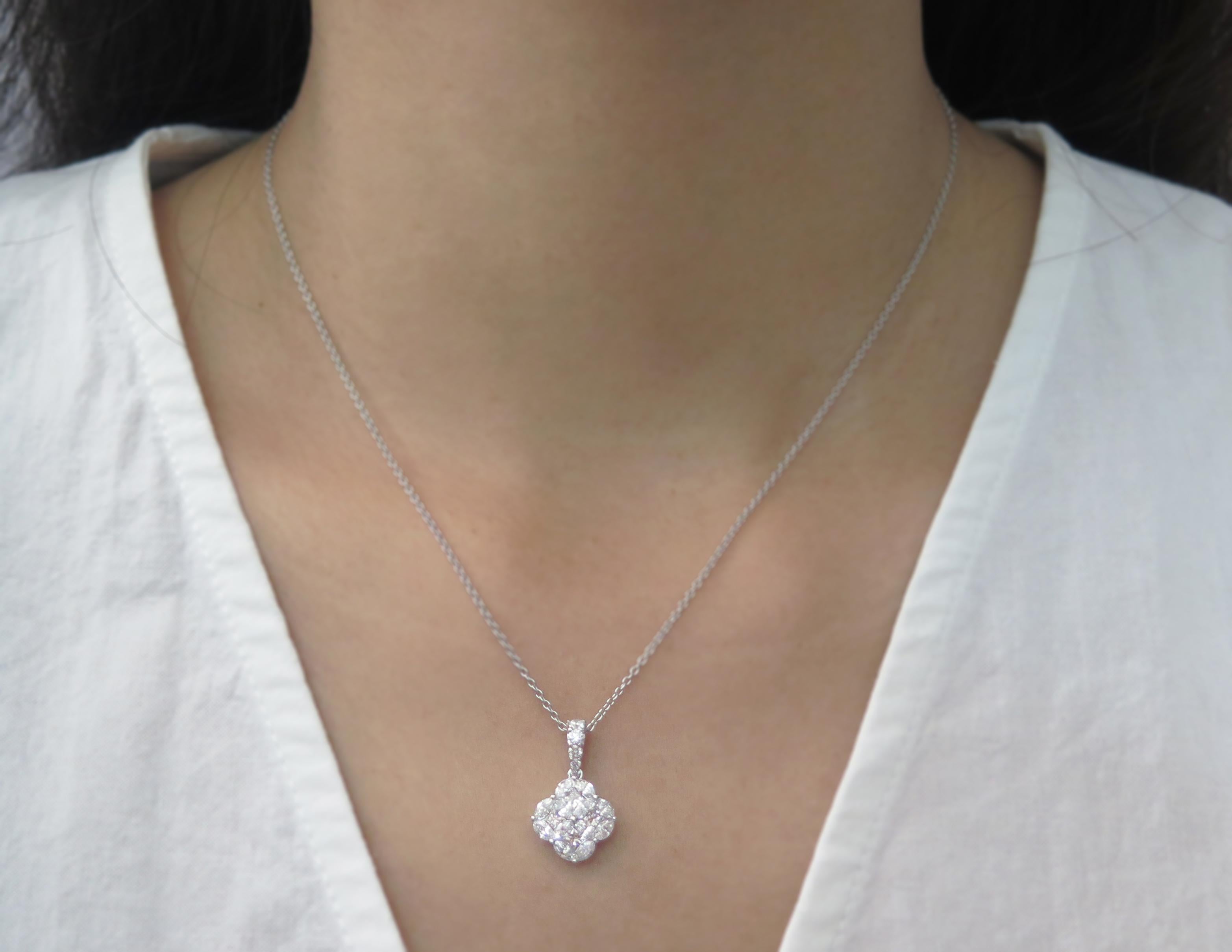Modern Princess Diamond Pendant Necklace in 18 Karat White Gold For Sale