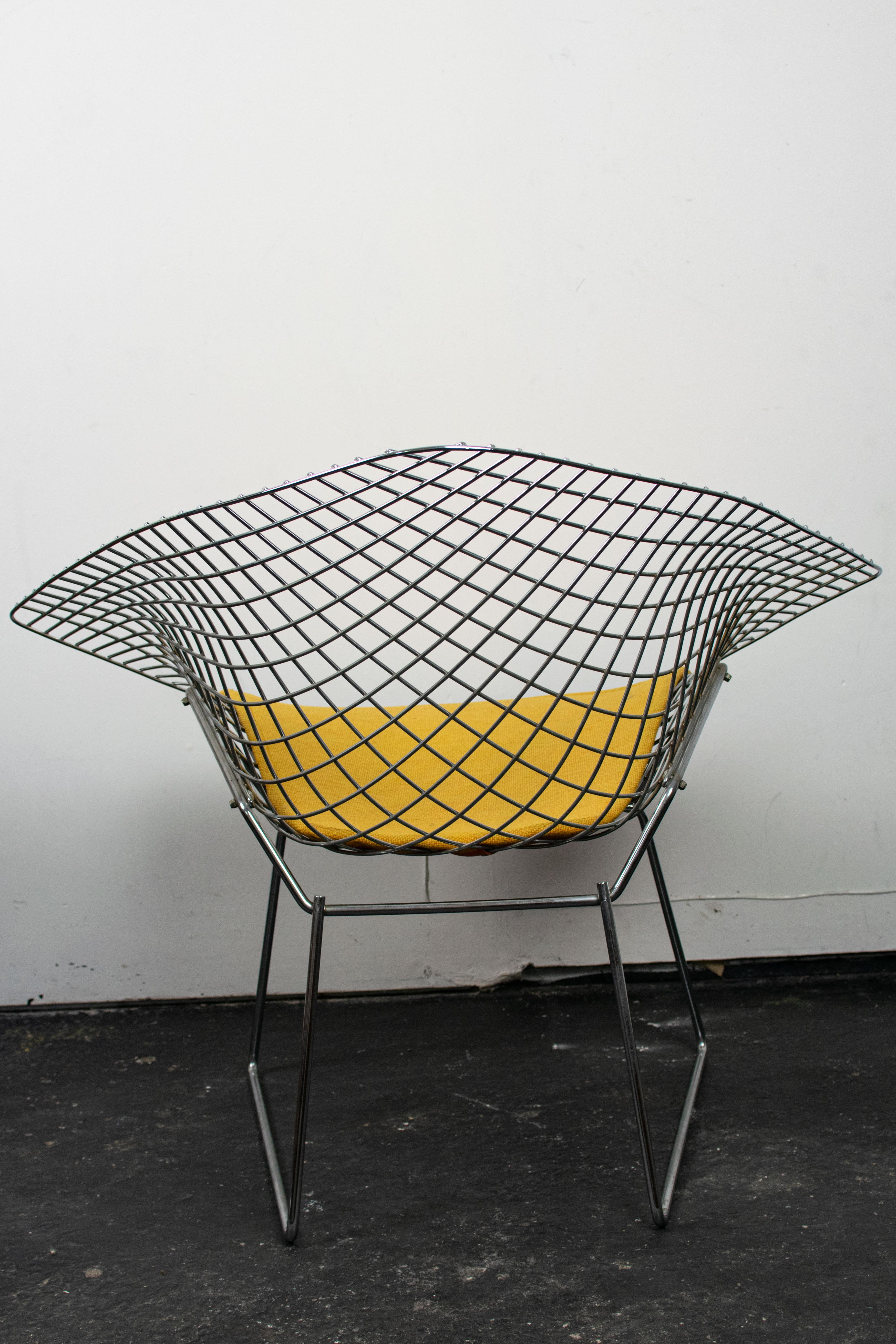 Diamond Chair by Harry Bertoia for Knoll 5