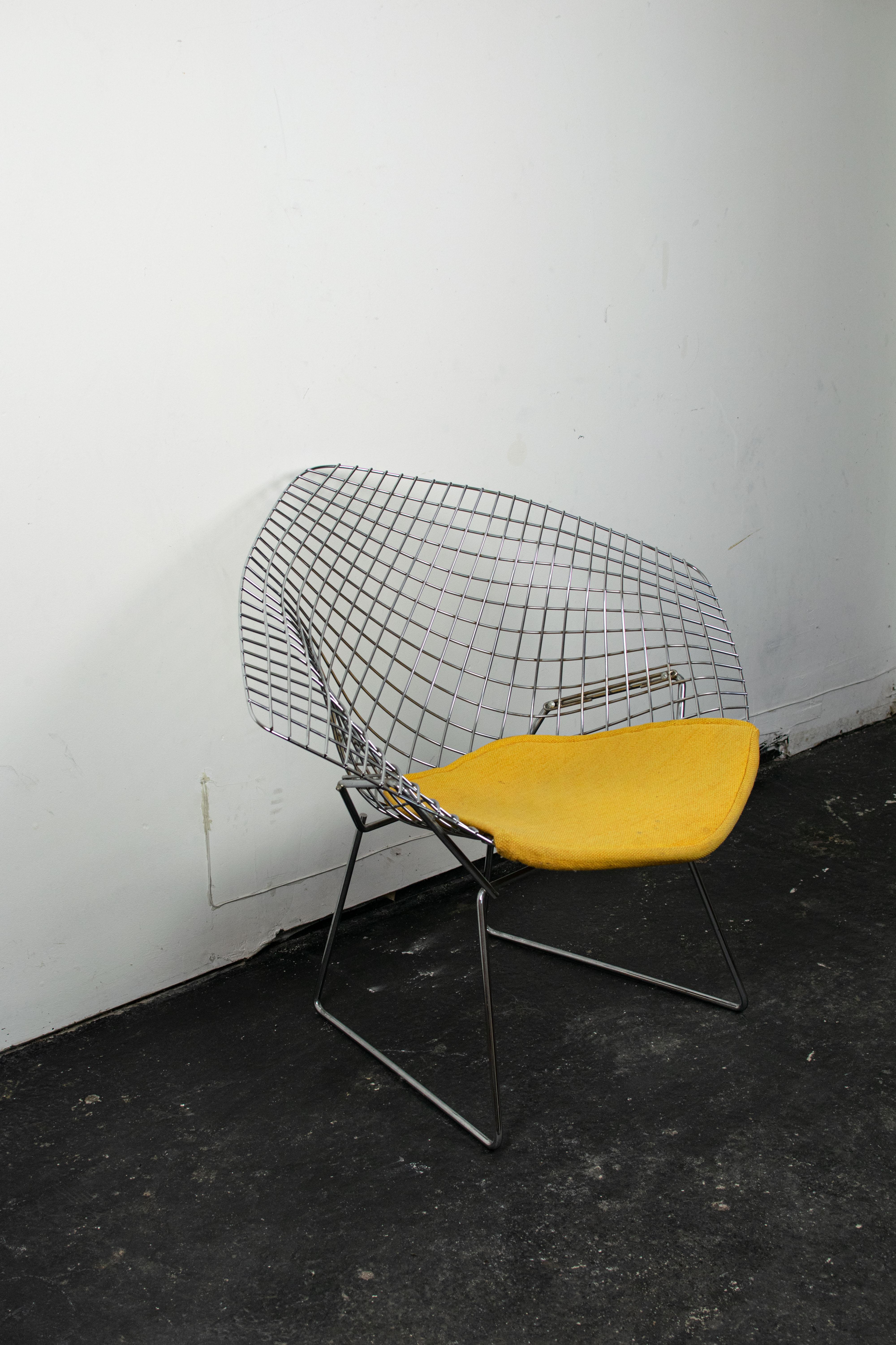 Diamond Chair by Harry Bertoia for Knoll 7