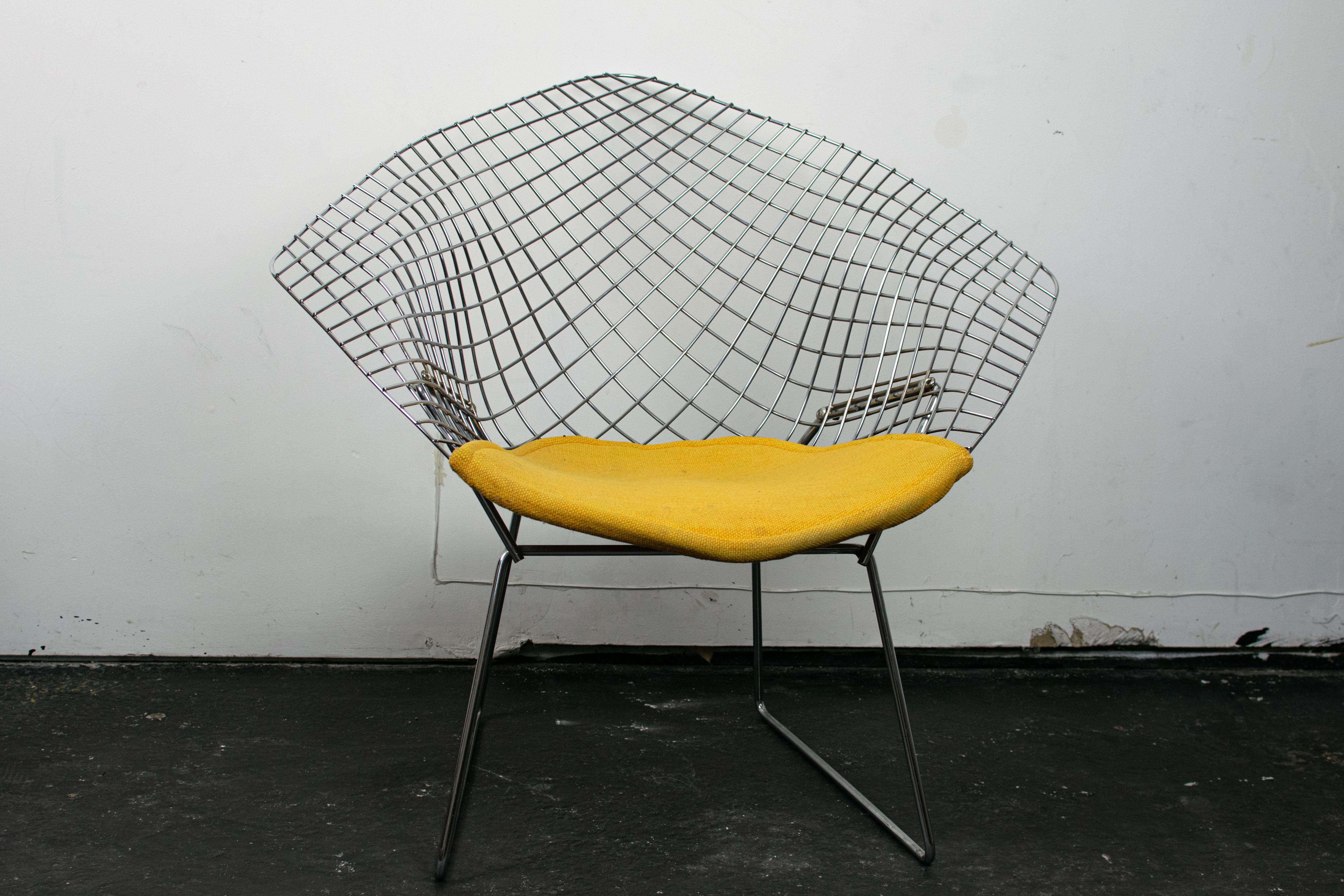 Diamond Chair by Harry Bertoia for Knoll 11