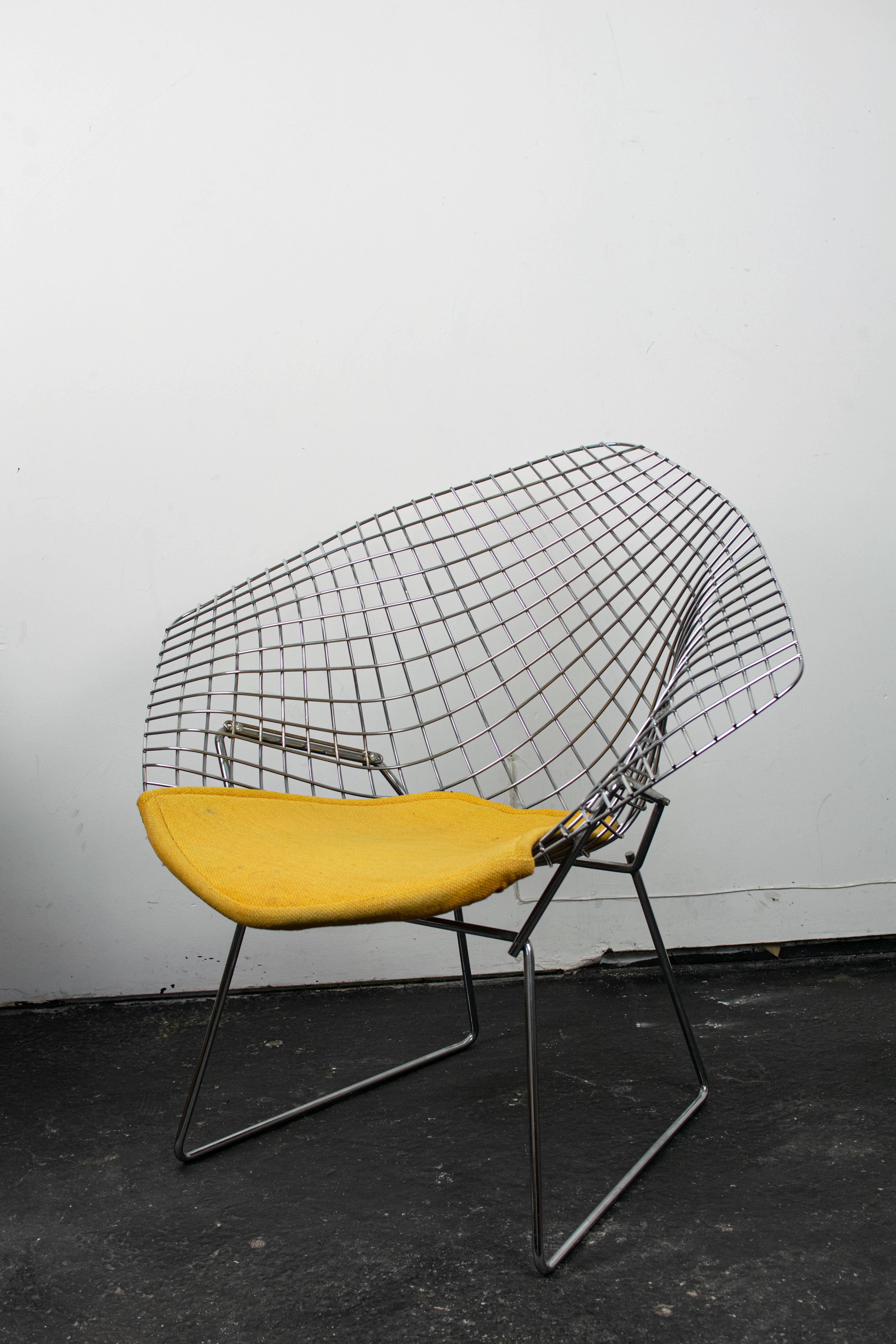 Diamond Chair by Harry Bertoia for Knoll 12