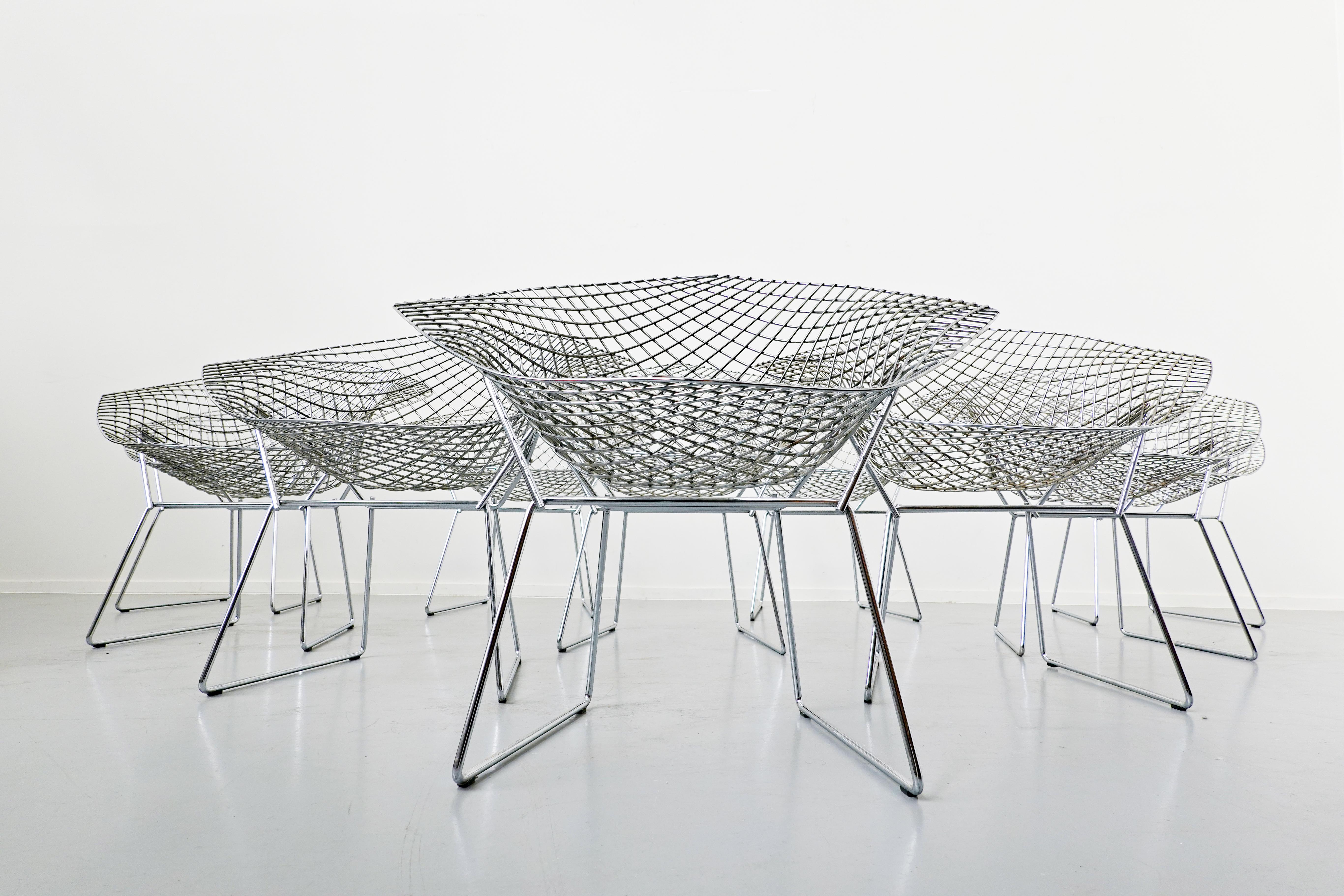 Mid-Century Modern Diamond Chair by Harry Bertoia for Knoll International