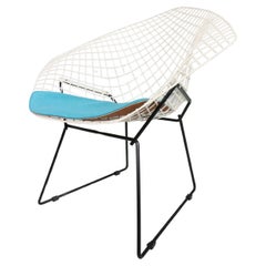 Diamond chair by Harry Bertoia in white & black metal and new blue seating 1960s