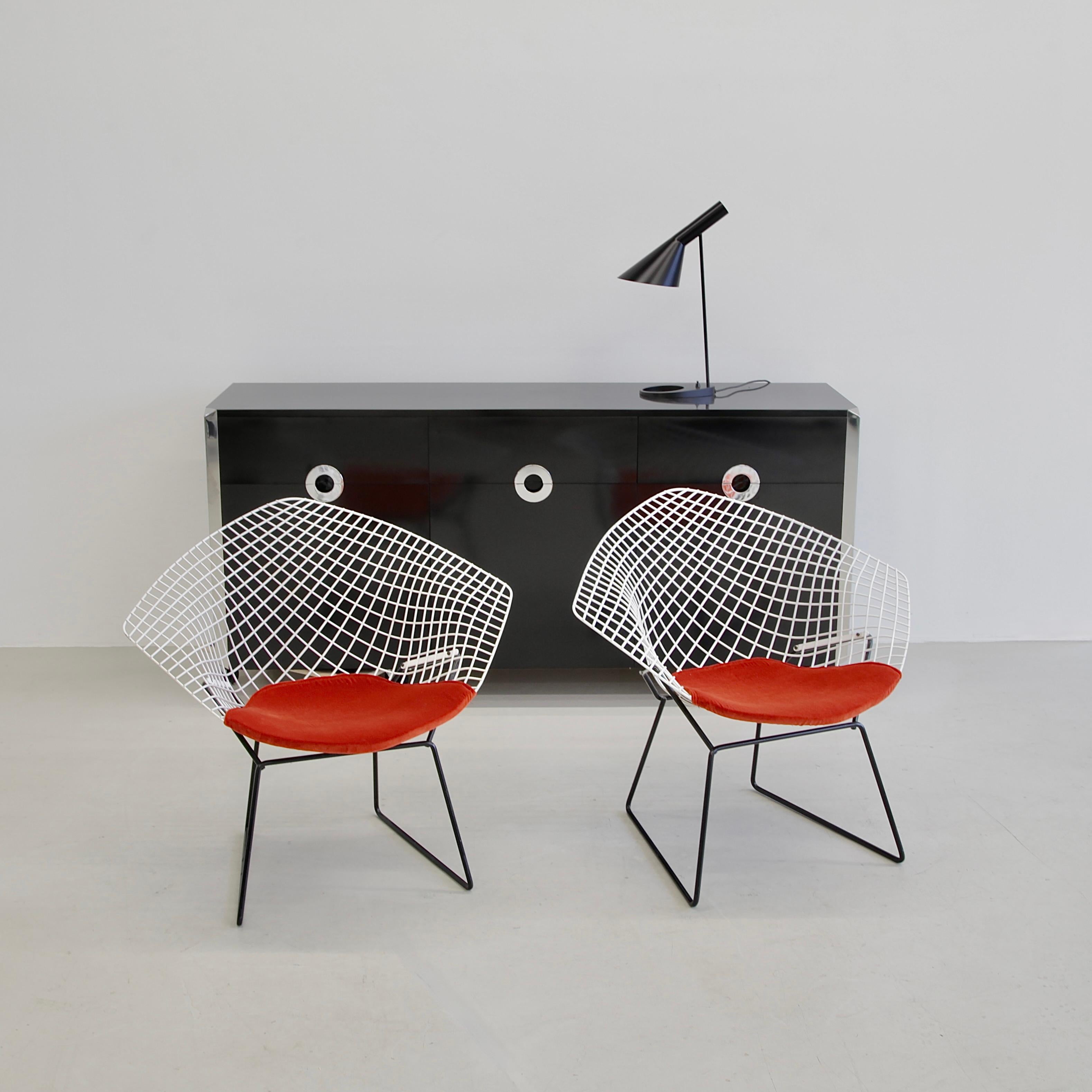 Late 20th Century Diamond Chair by Harry BERTOIA, KNOLL INTERNATIONAL For Sale