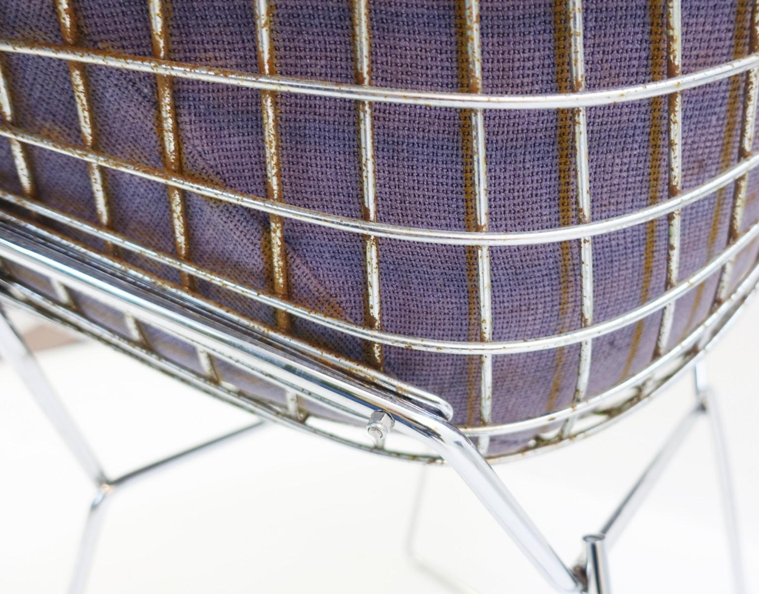 Diamond chairs by Harry Bertoia for Knoll International, 6 available
Sold par piece 1200€.
 