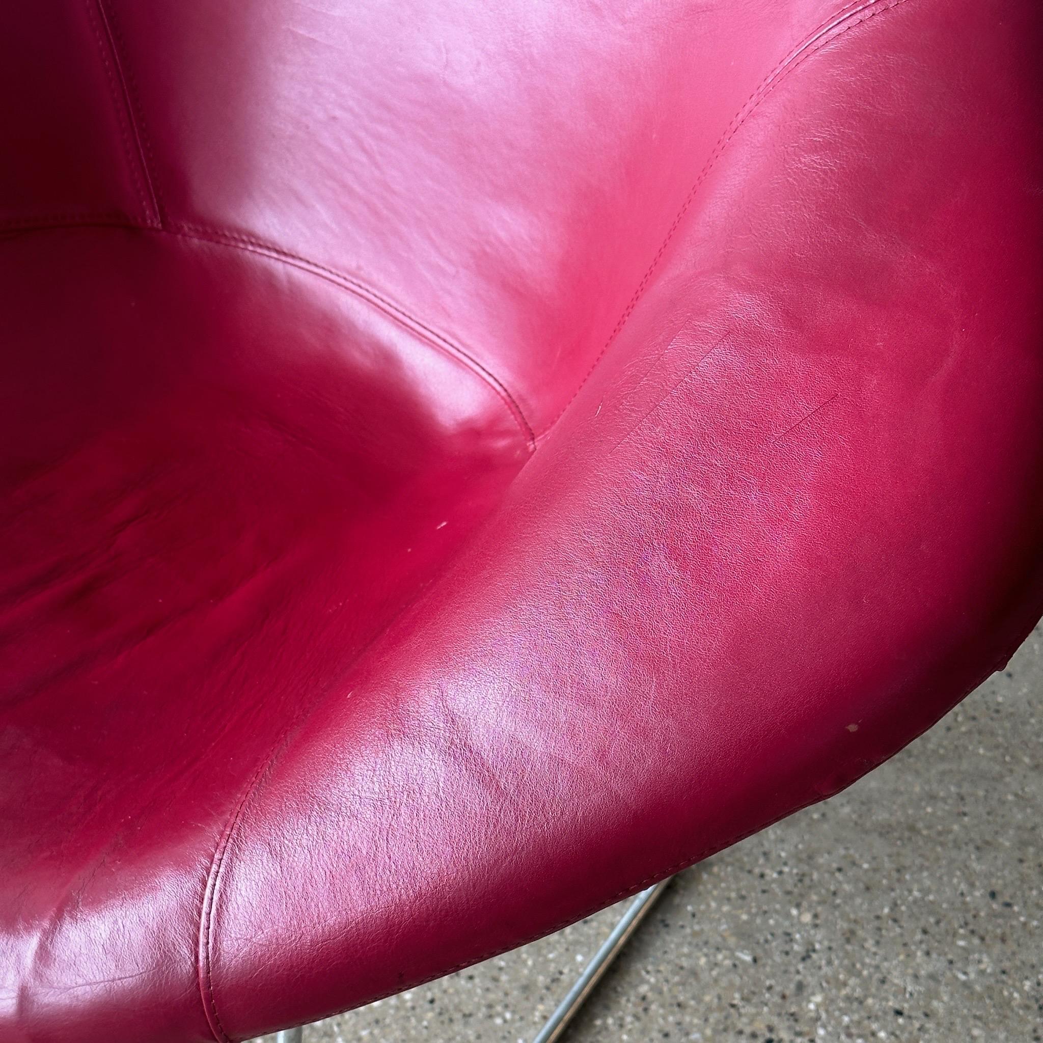 Diamond Chairs in Oxblood Leather by Eero Saarinen for Knoll In Good Condition In Chicago, IL