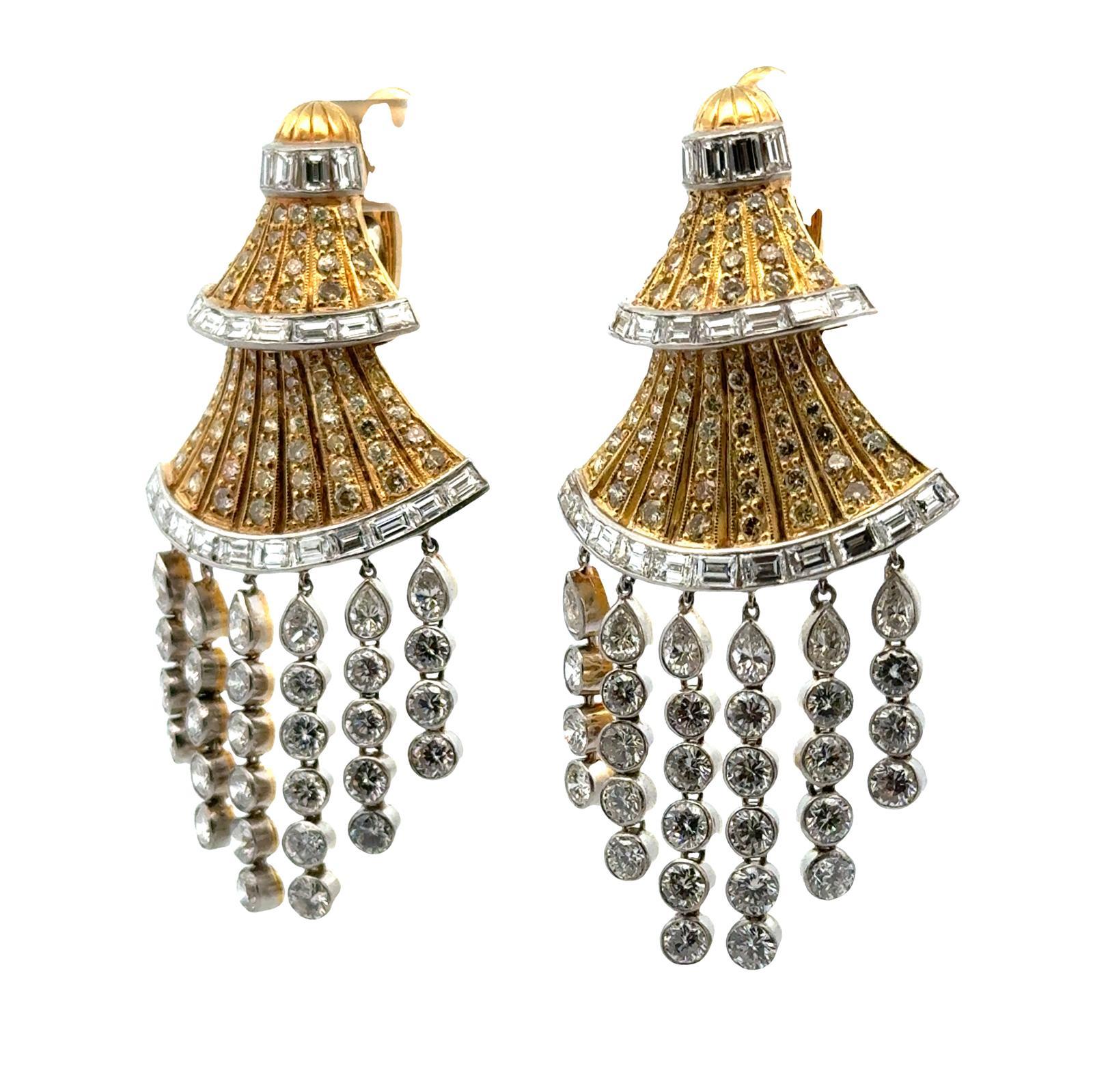 Pendientes colgantes de oro de 18 quilates en dos tonos S. Rudle Corte mixto en venta