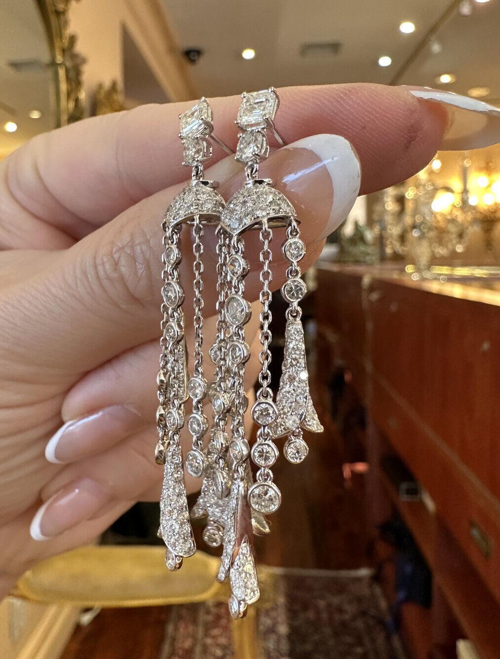Diamond Chandelier Drop Earrings 5.25 Carat Total Weight in 18k White Gold In Excellent Condition For Sale In La Jolla, CA