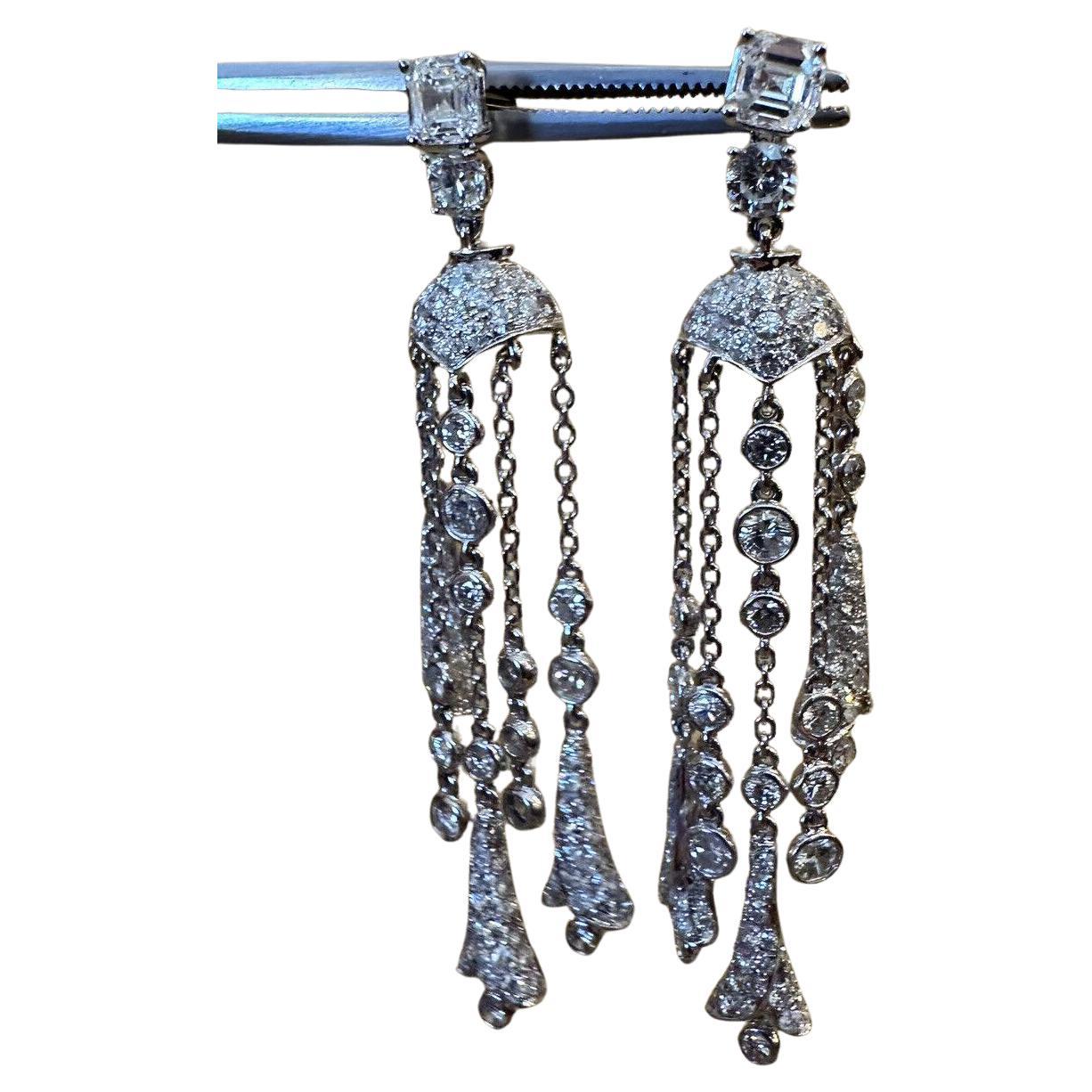 Diamond Chandelier Drop Earrings 5.25 Carat Total Weight in 18k White Gold For Sale