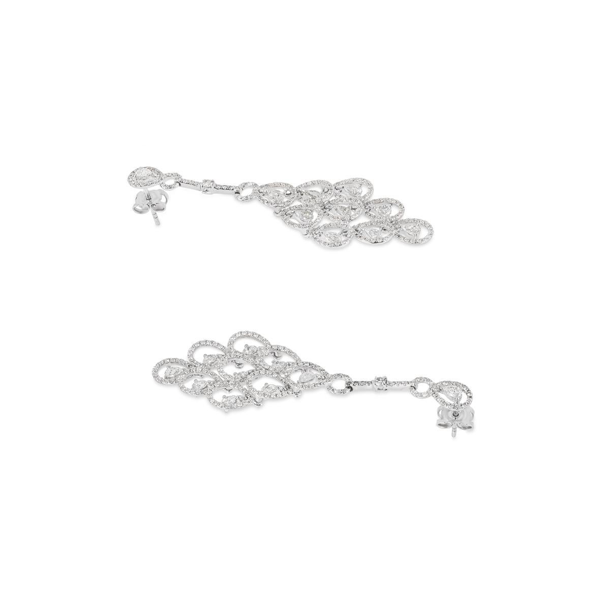 Diamond Chandelier Drop Earrings 7.30 Carats In Excellent Condition For Sale In London, GB