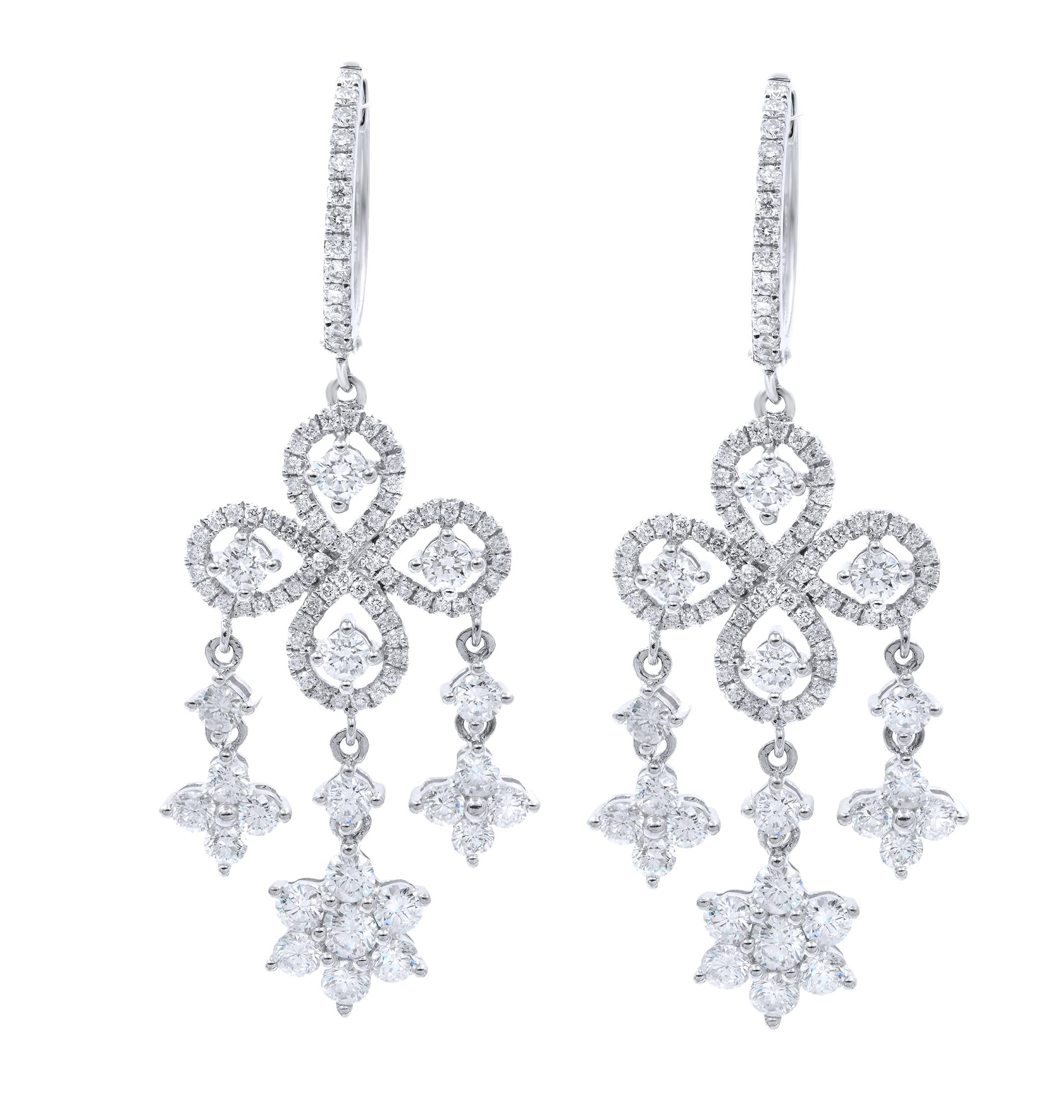 Diamond Chandelier Earrings 3.85 Carat in 18 Karat White Gold