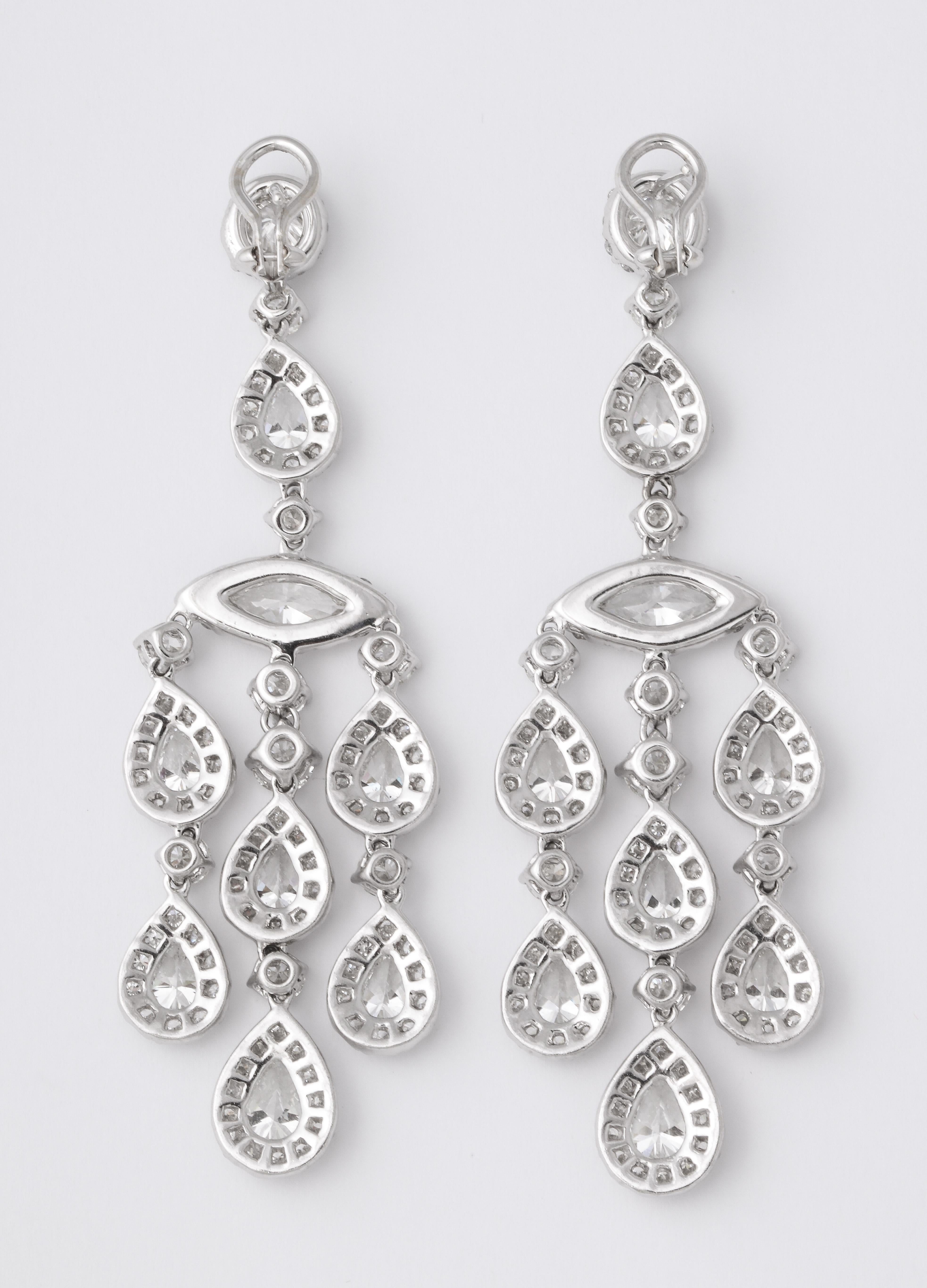 Boucles d'oreilles chandelier - Diamant en vente 6