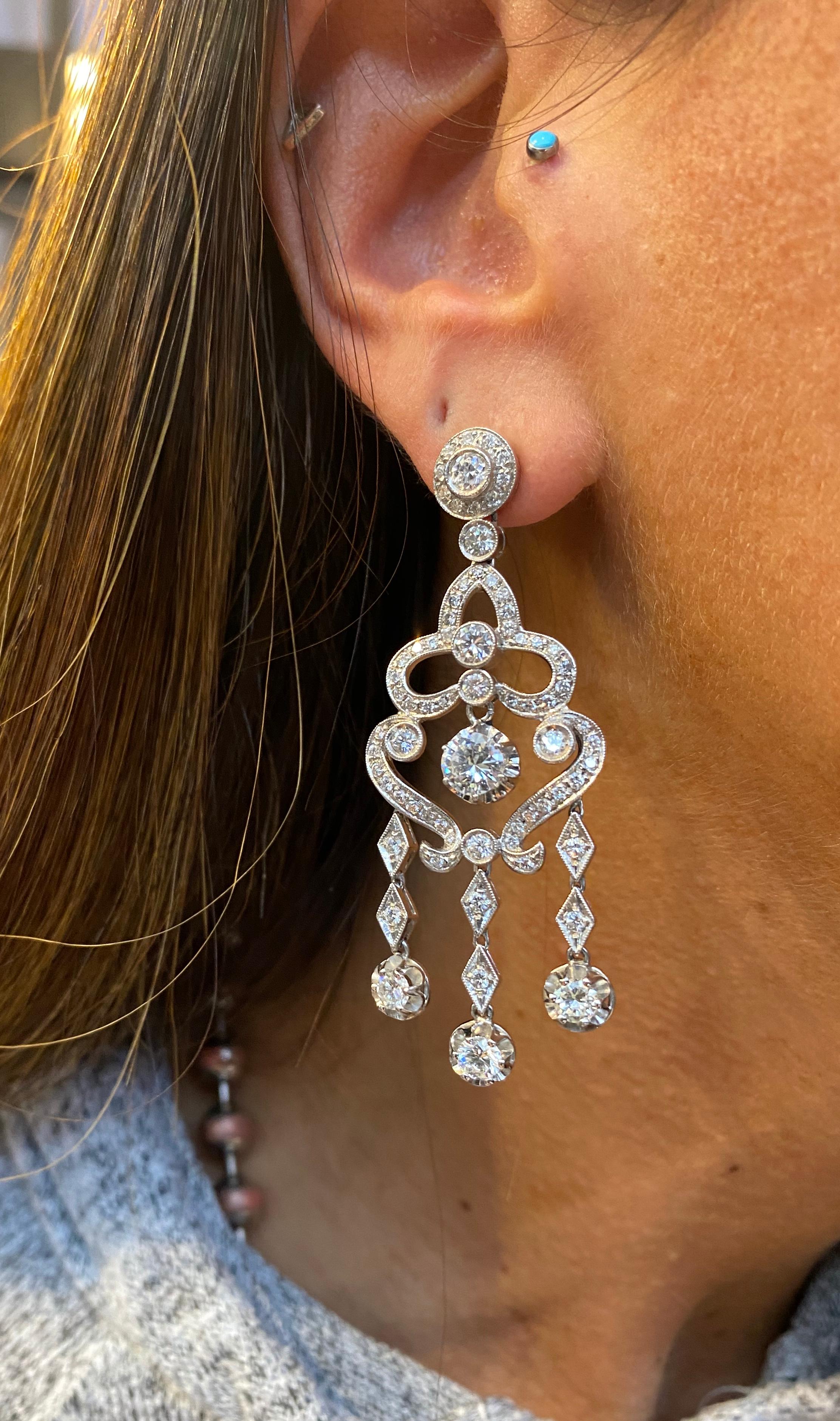 Round Cut Diamond Chandelier Earrings For Sale