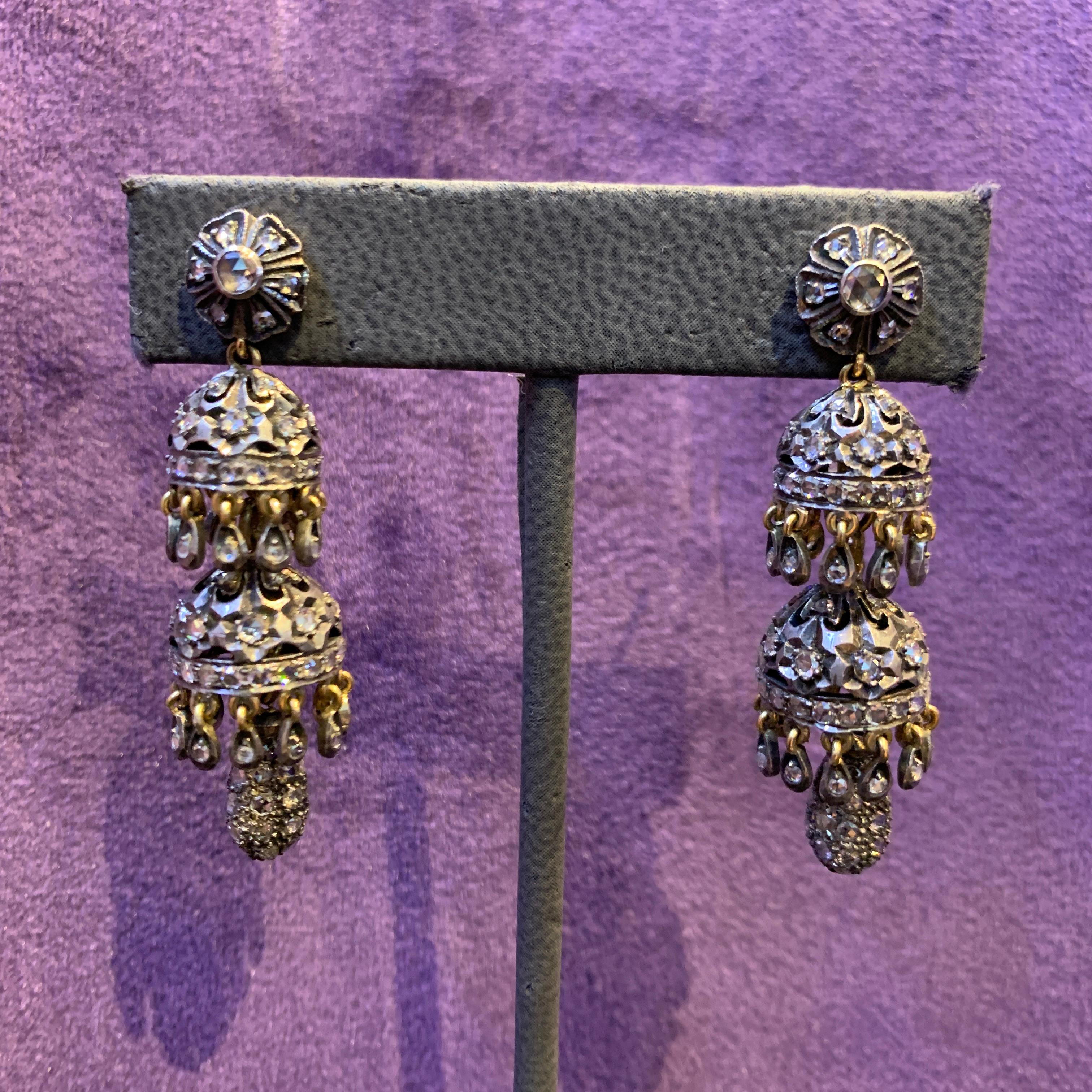 Diamant-Chandelier-Ohrringe im Zustand „Hervorragend“ im Angebot in New York, NY