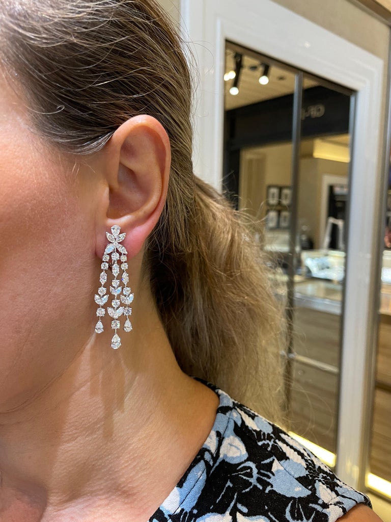 Diamond Chandelier Earrings For Sale at 1stDibs