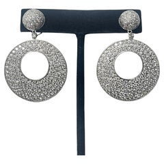 Diamond chandelier earrings in 18 Karat White Gold.