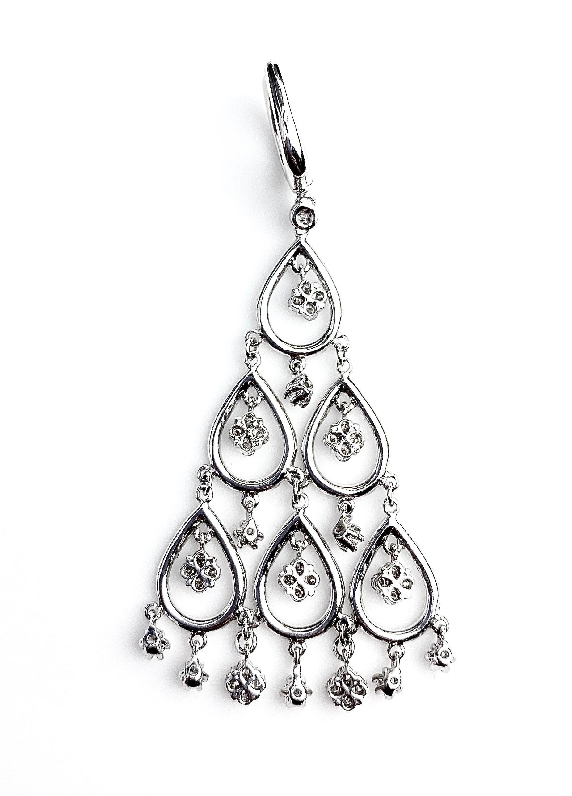 Contemporary Diamond Chandelier Earrings in White Gold For Sale