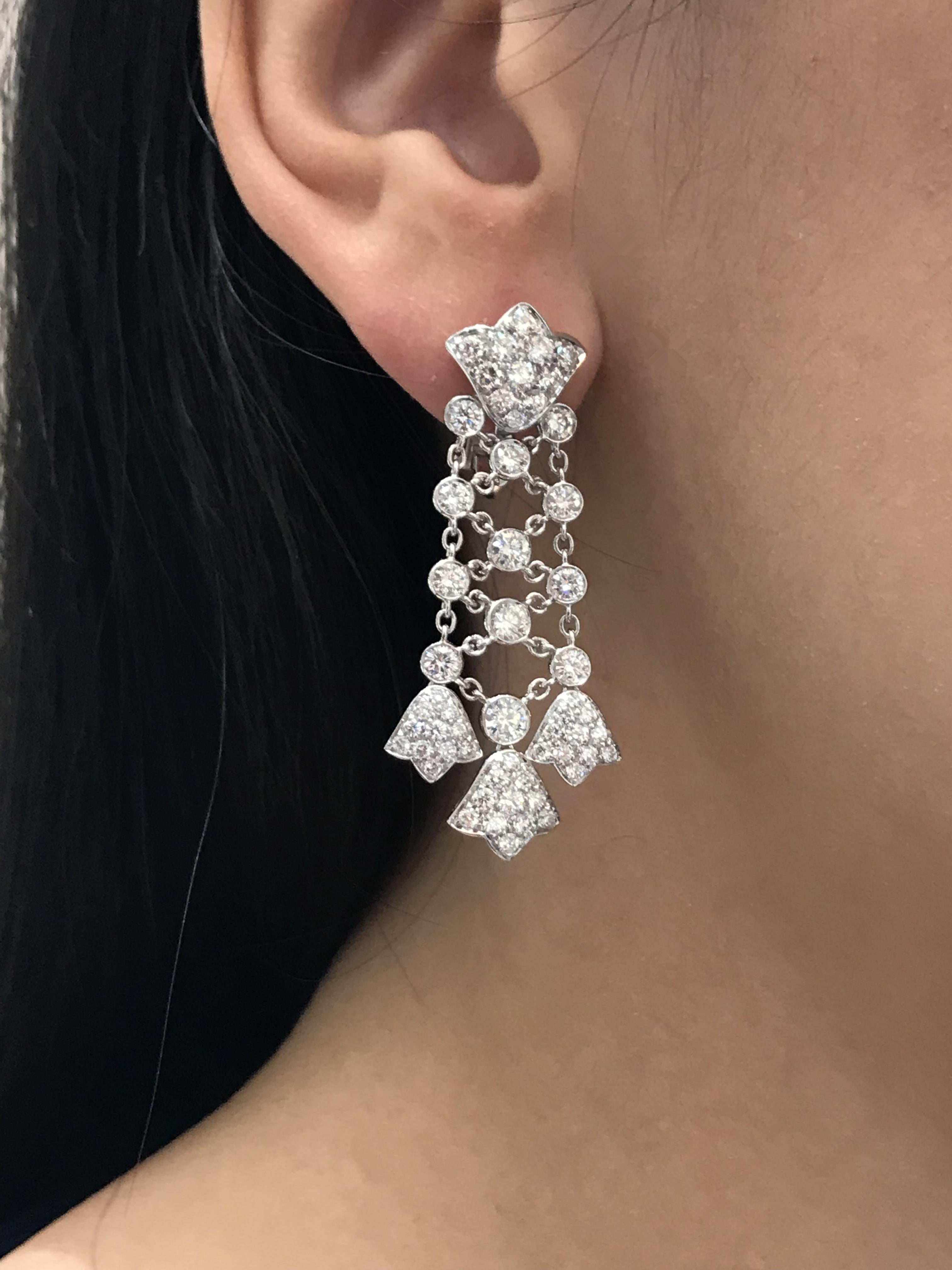 Women's Diamond Chandelier Earrings White Gold For Sale