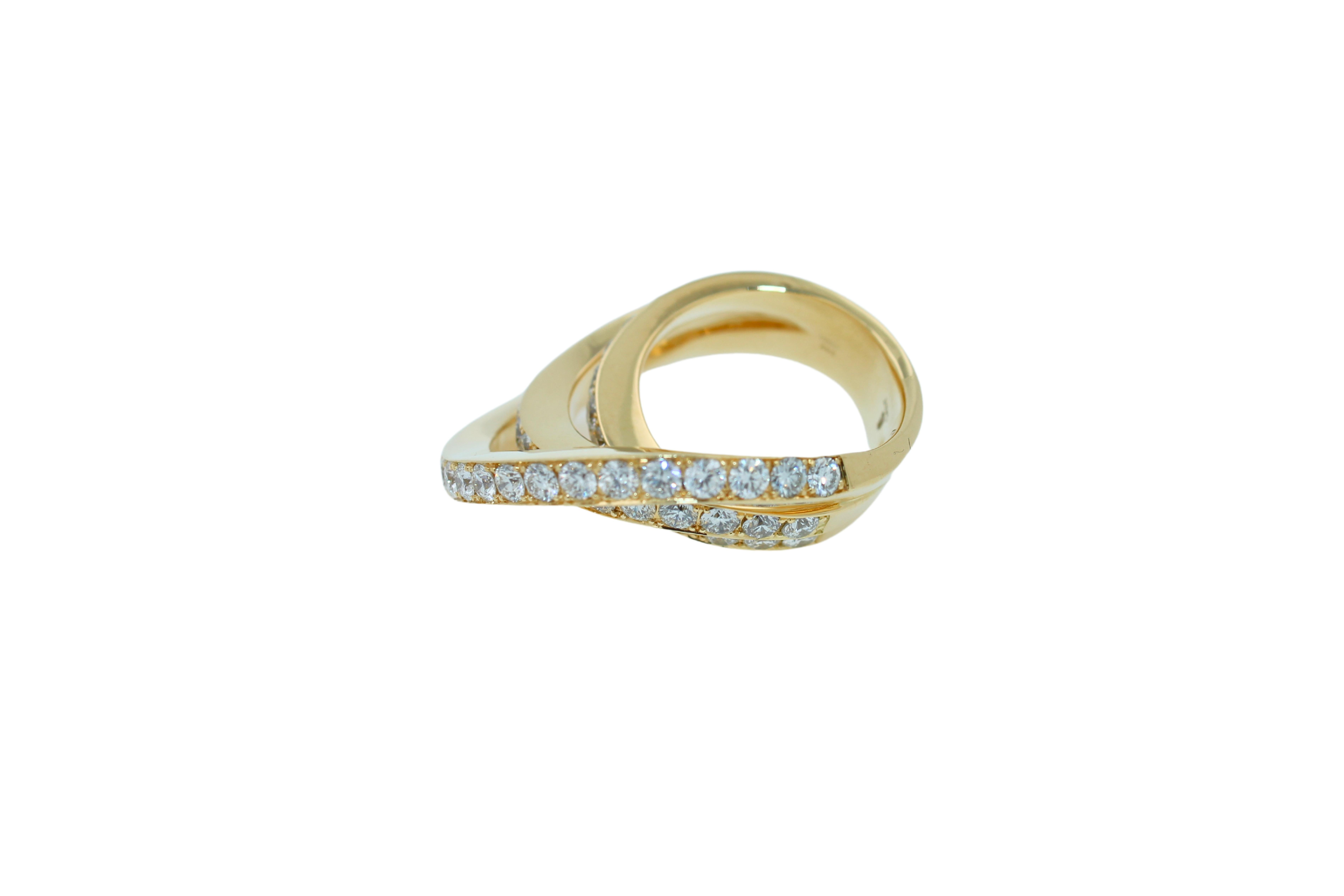 Diamond Channel Geometric Wave Curve Statement Unique 18 Karat Yellow Gold Ring For Sale 5